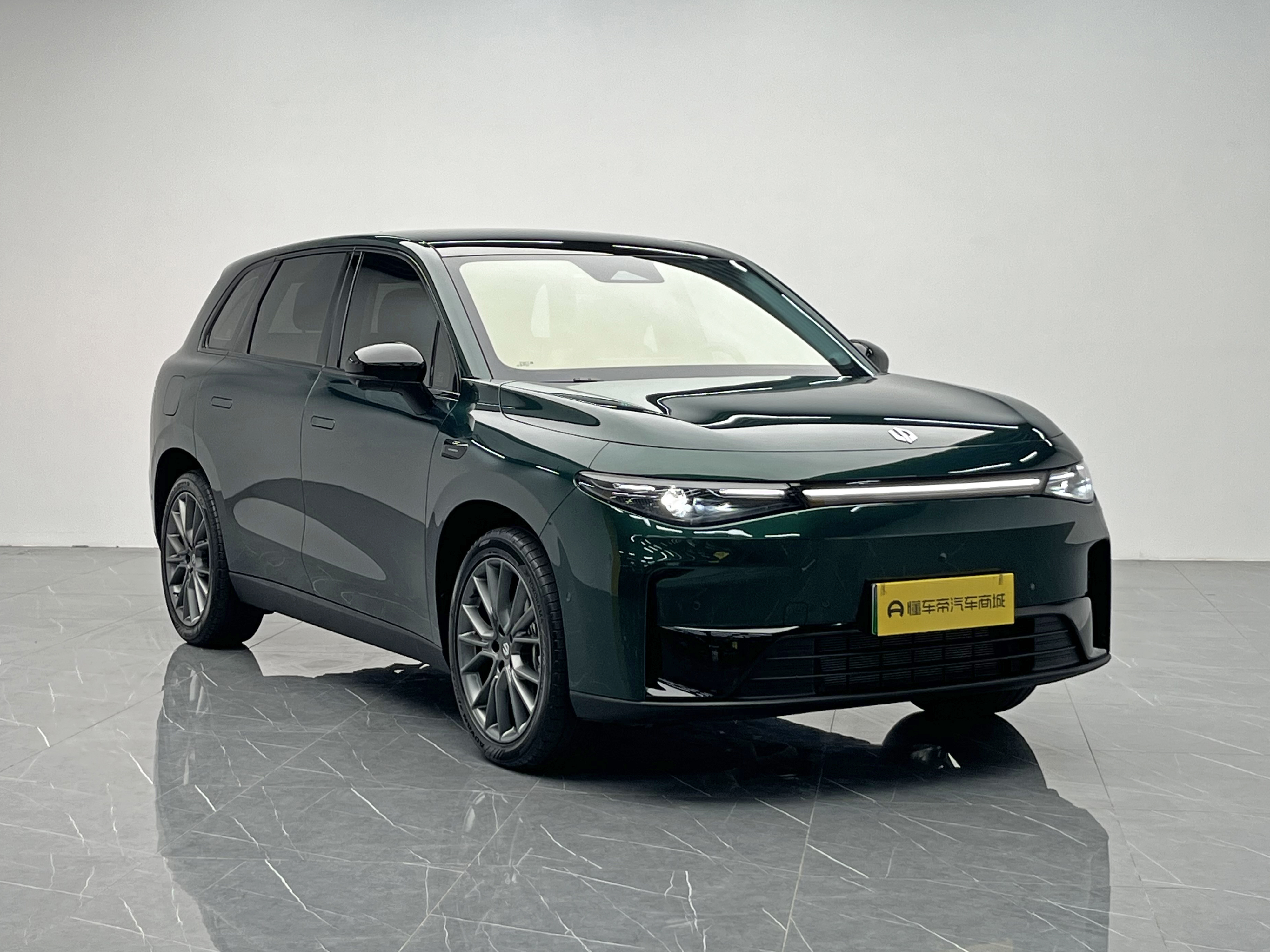 零跑汽车 零跑C10 2025 汽车图片 #8