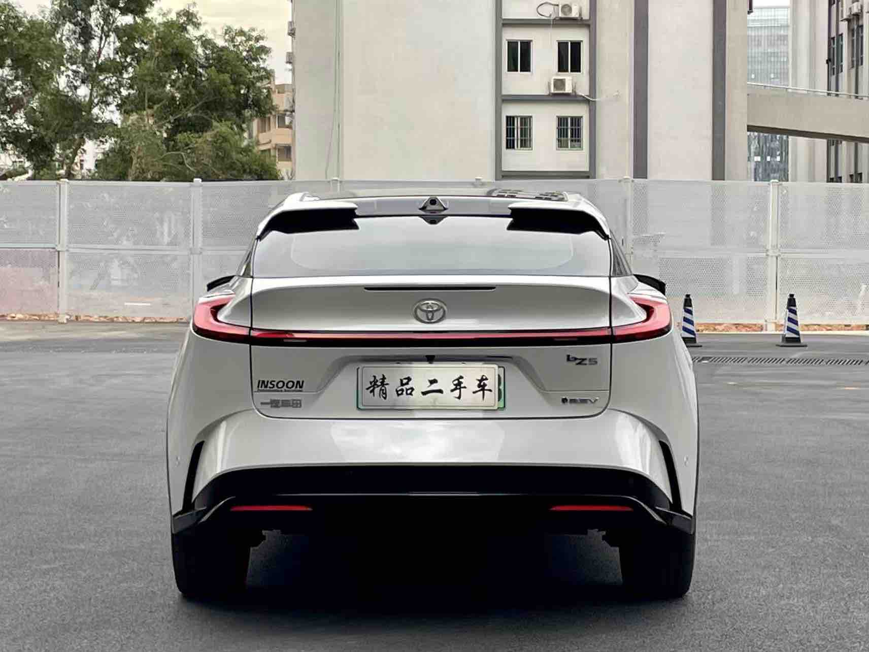 Toyota bZ5 2025 car image #8