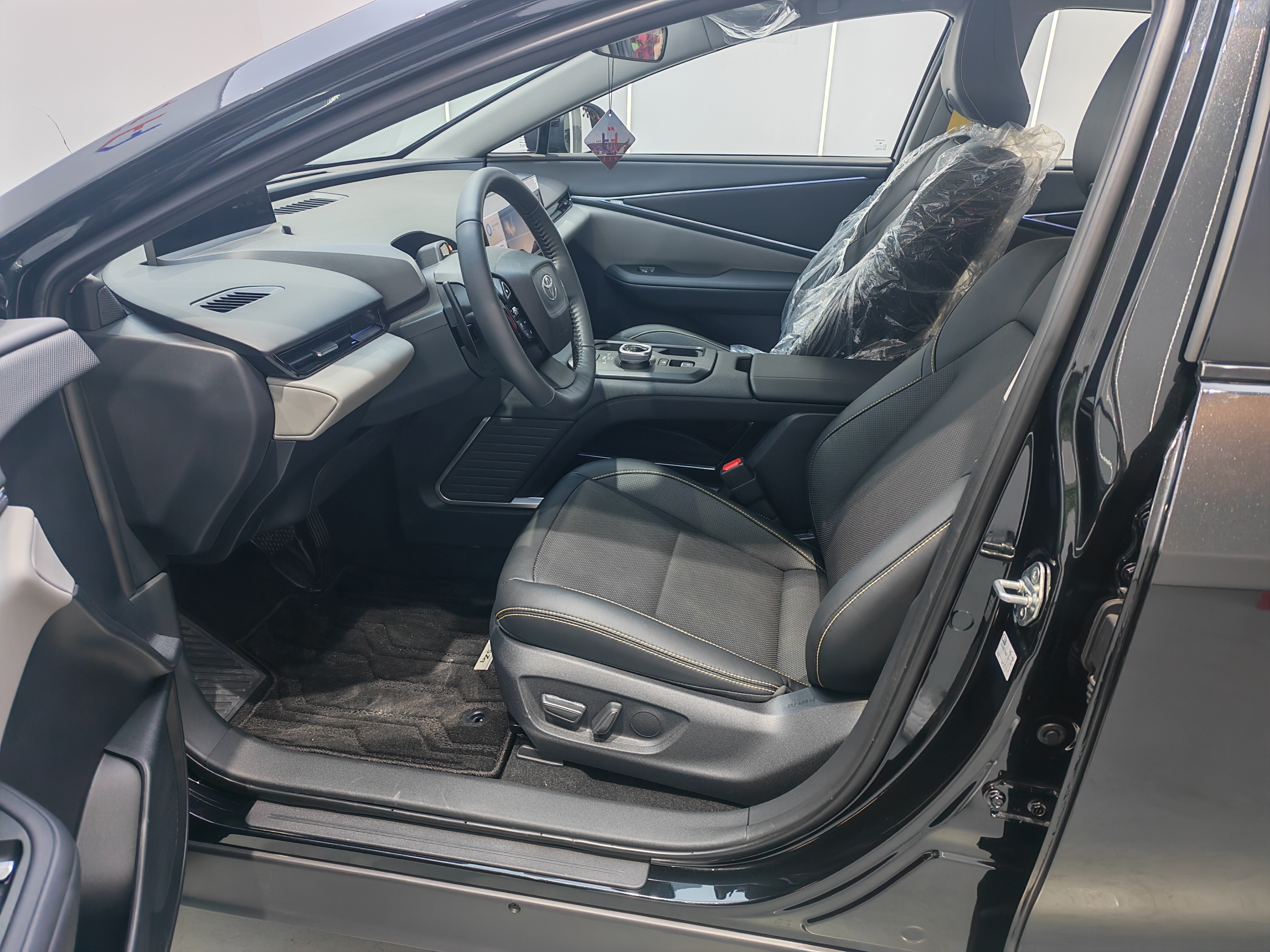 Toyota bZ5 2025 #8 Toyota bZ5 2025 imagen de coche #8