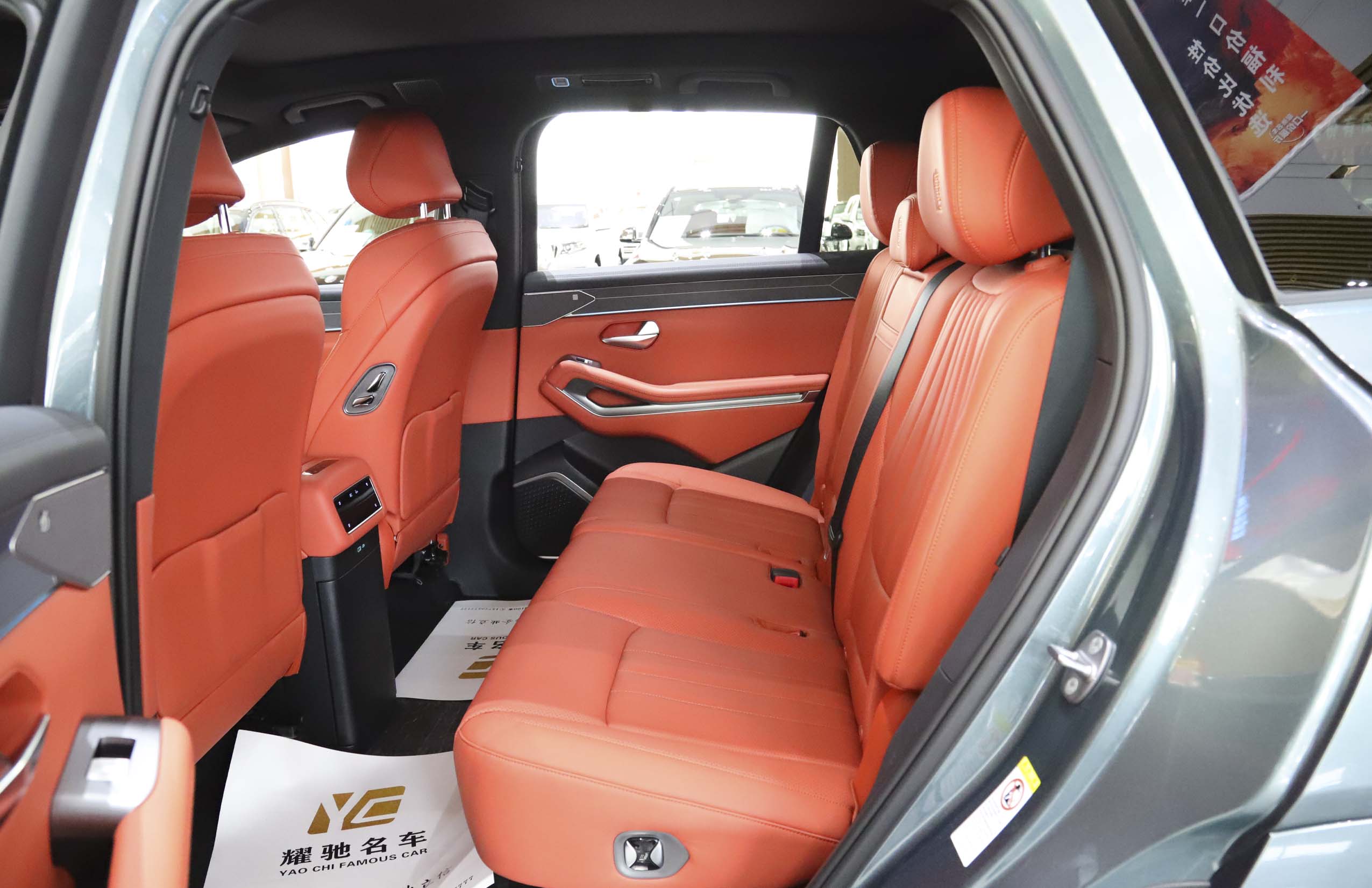 BYD Tang L 2025 immagine di auto #8