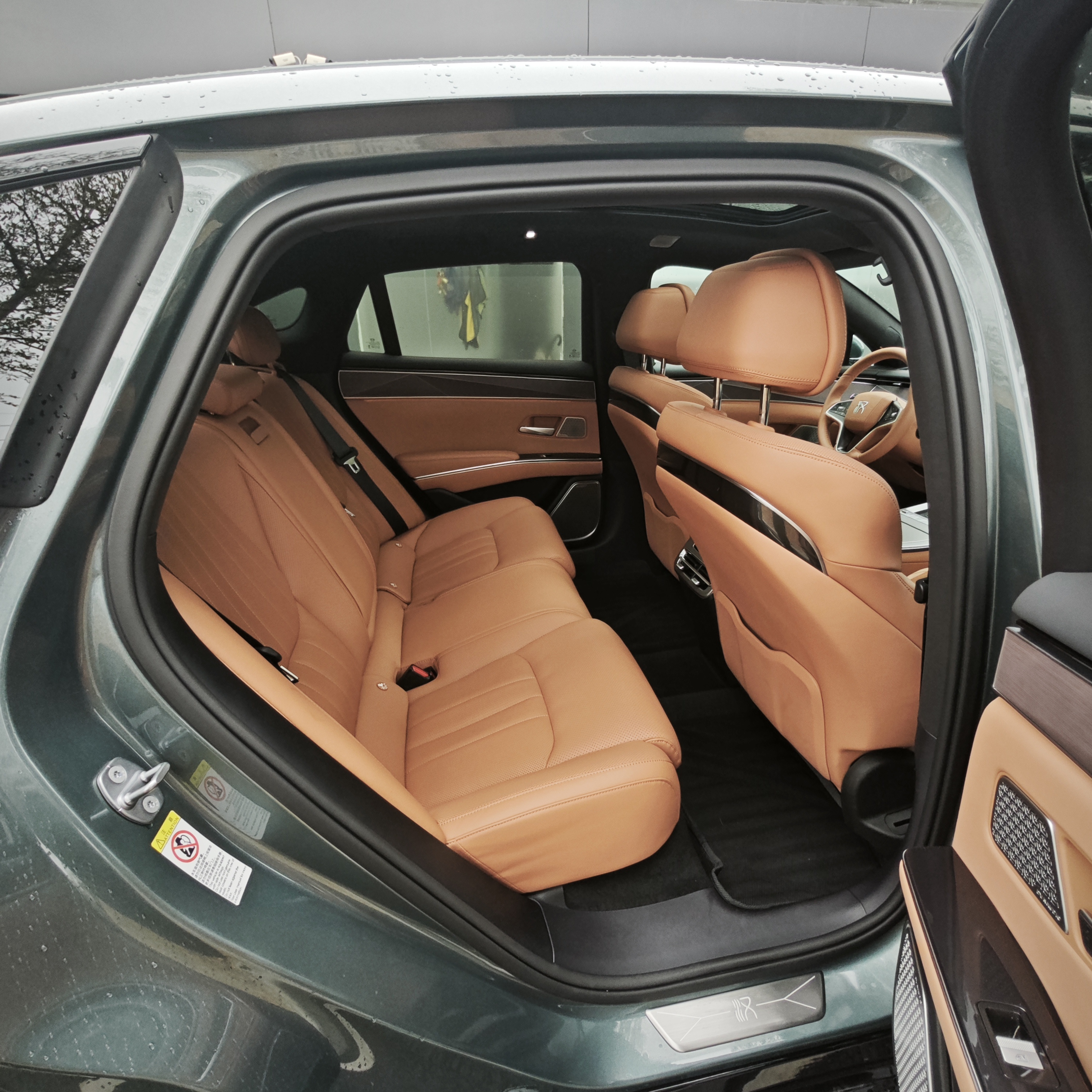 BYD HanL 2025 صورة سيارة #8