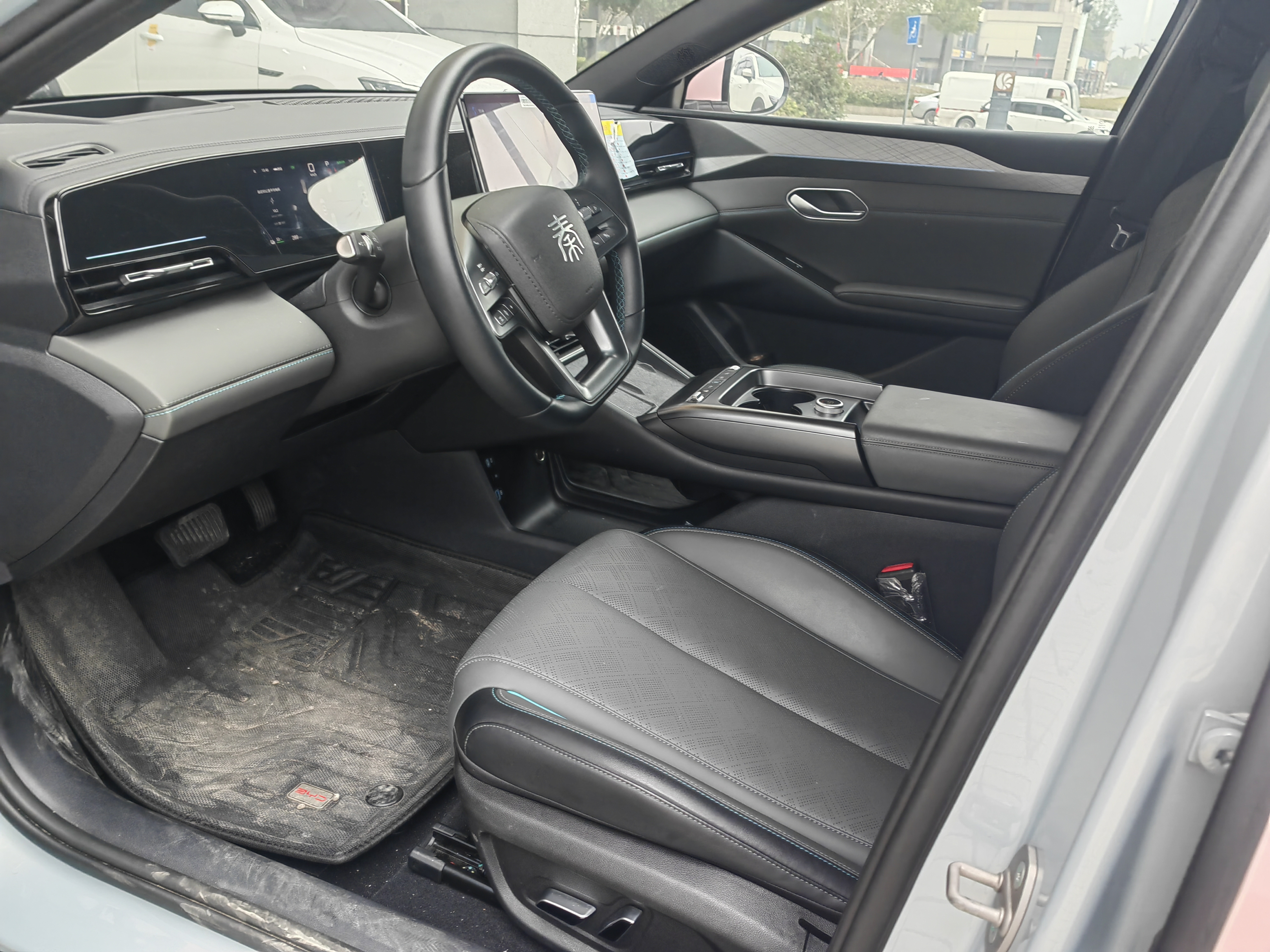 BYD Qin L 2025 #8 BYD Qin L 2025 car image #8