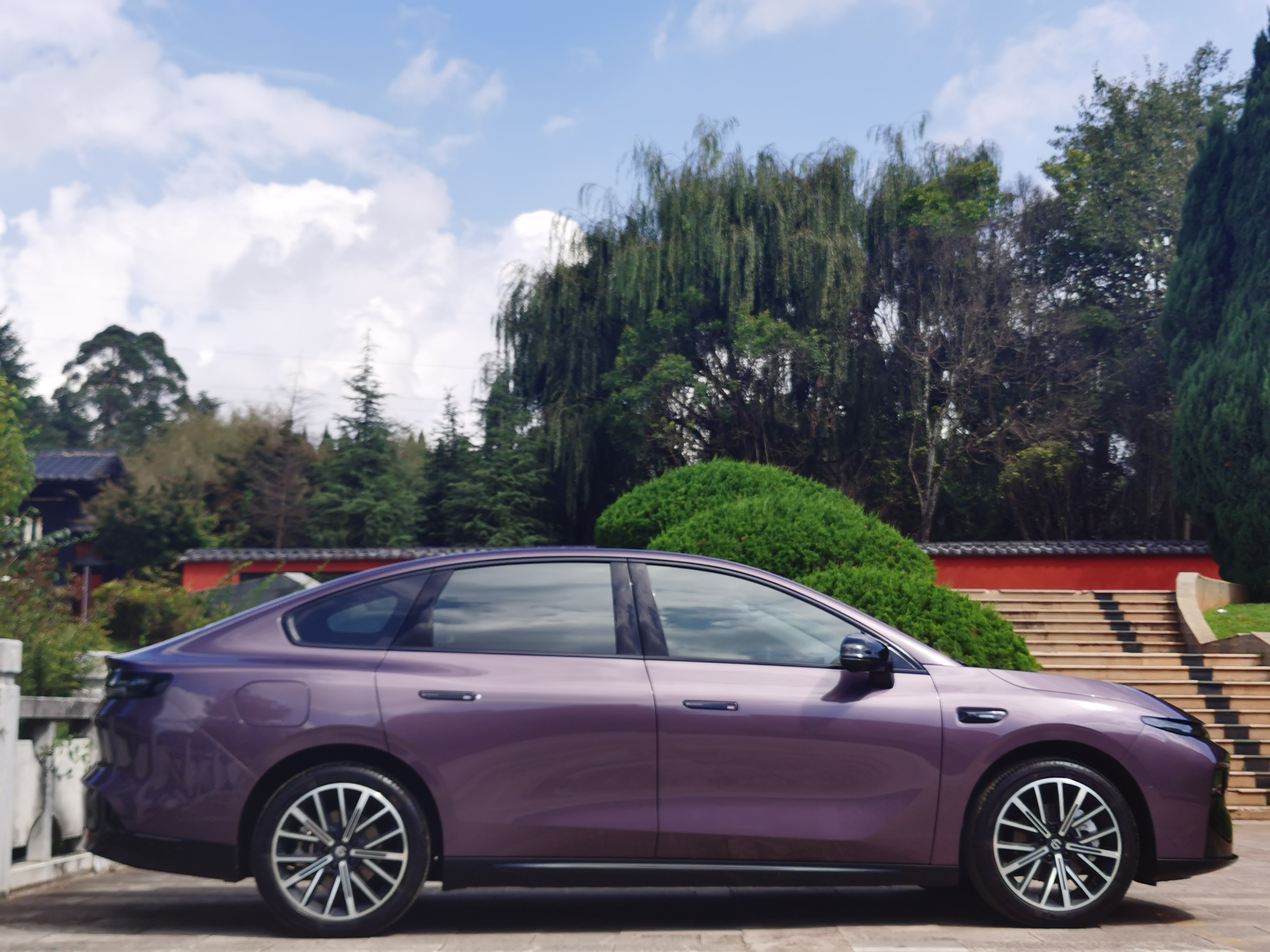 零跑汽车 零跑B01 2025 汽车图片 #8