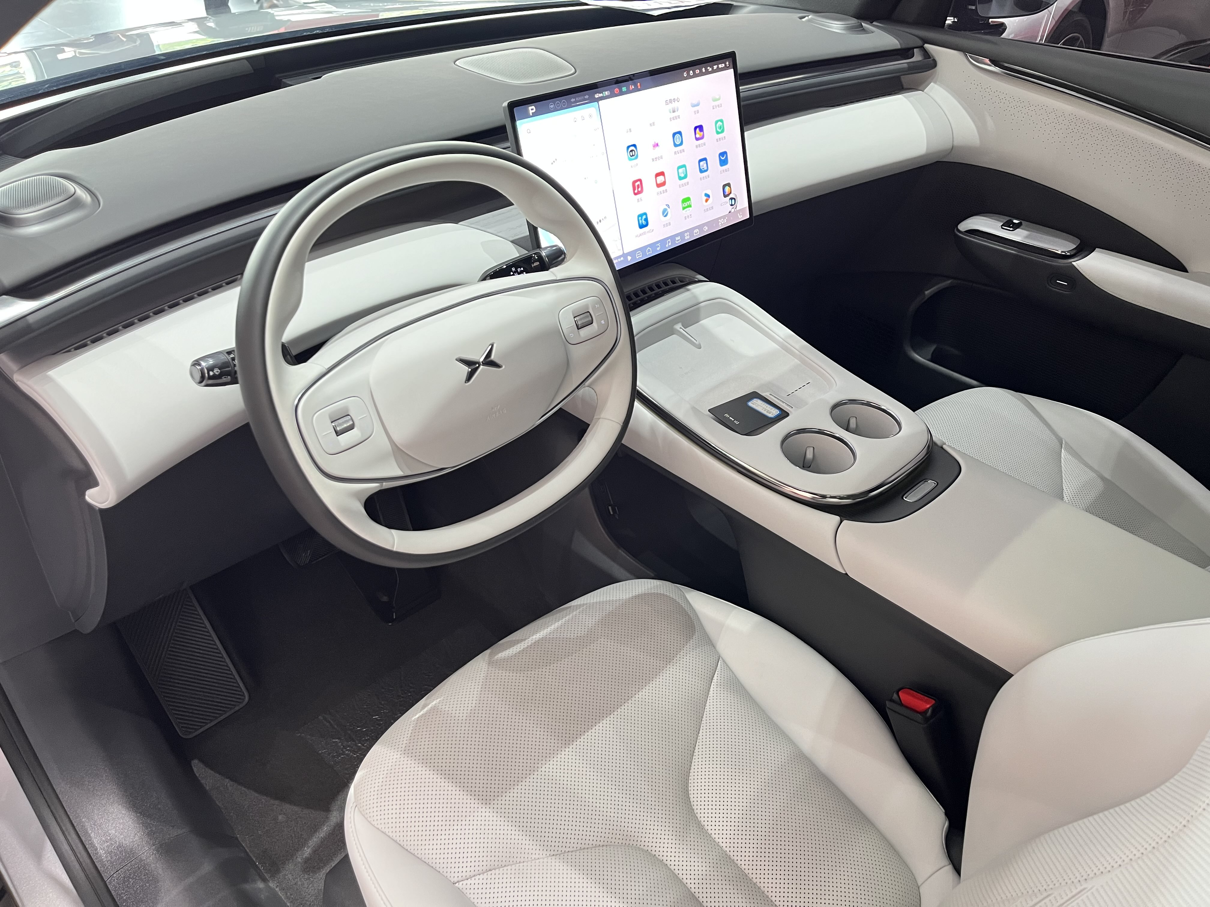 Xpeng G7 2025 immagine di auto #8