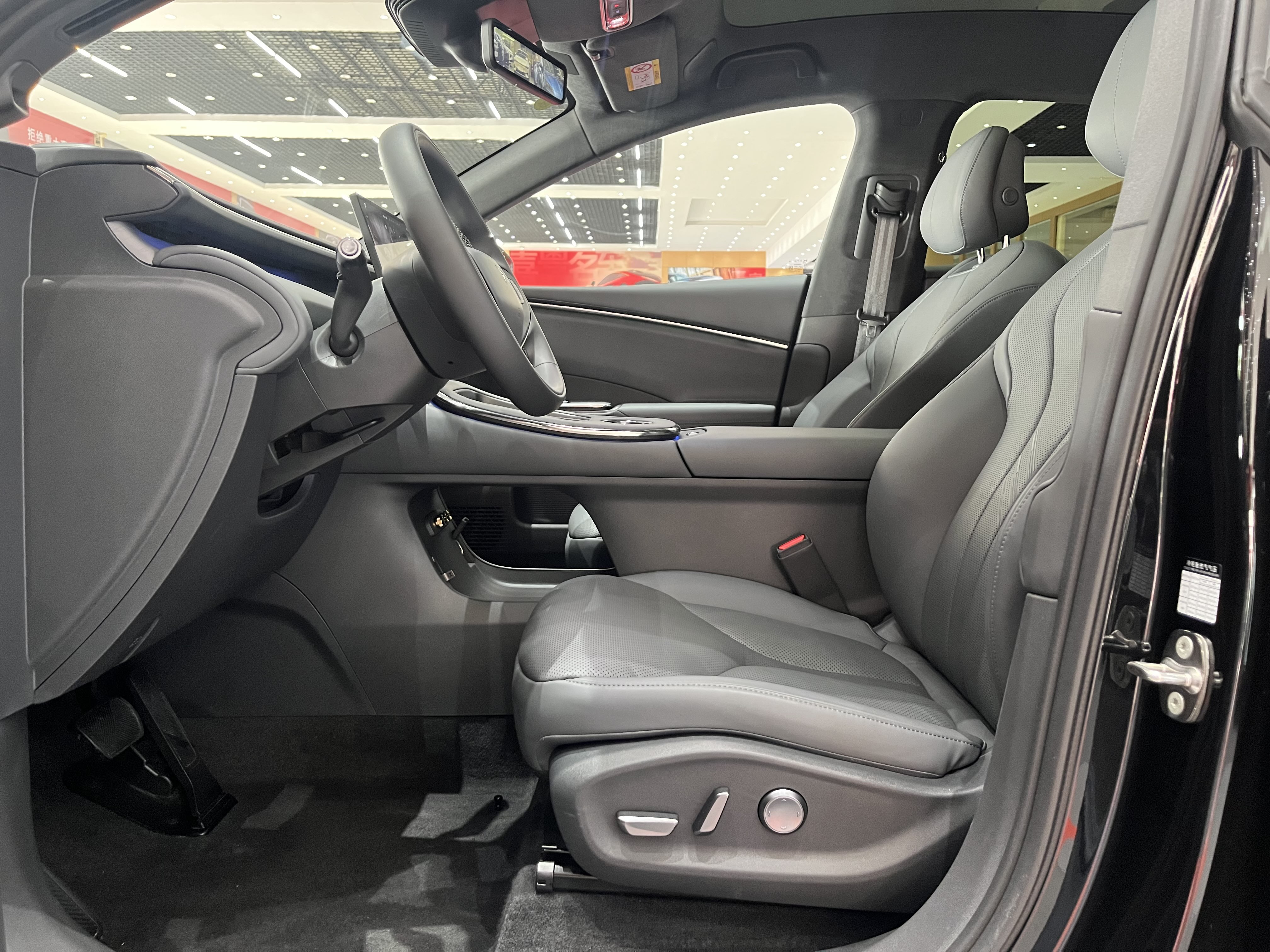 Xpeng G7 2025 immagine di auto #8