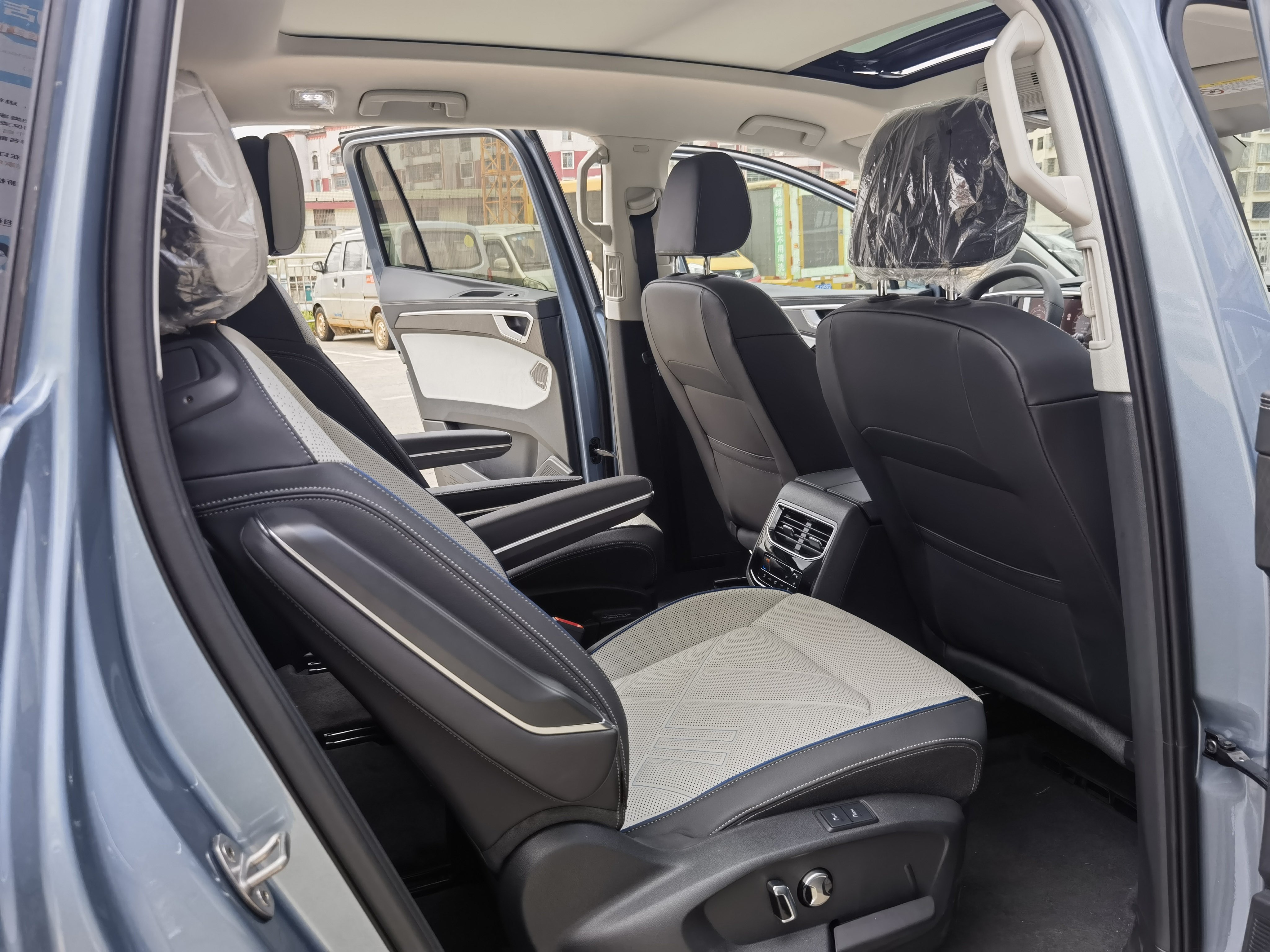 Volkswagen Talagon 2025 immagine di auto #8