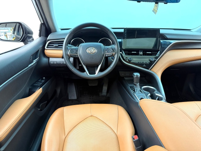 Toyota Camry 2022 car image #8