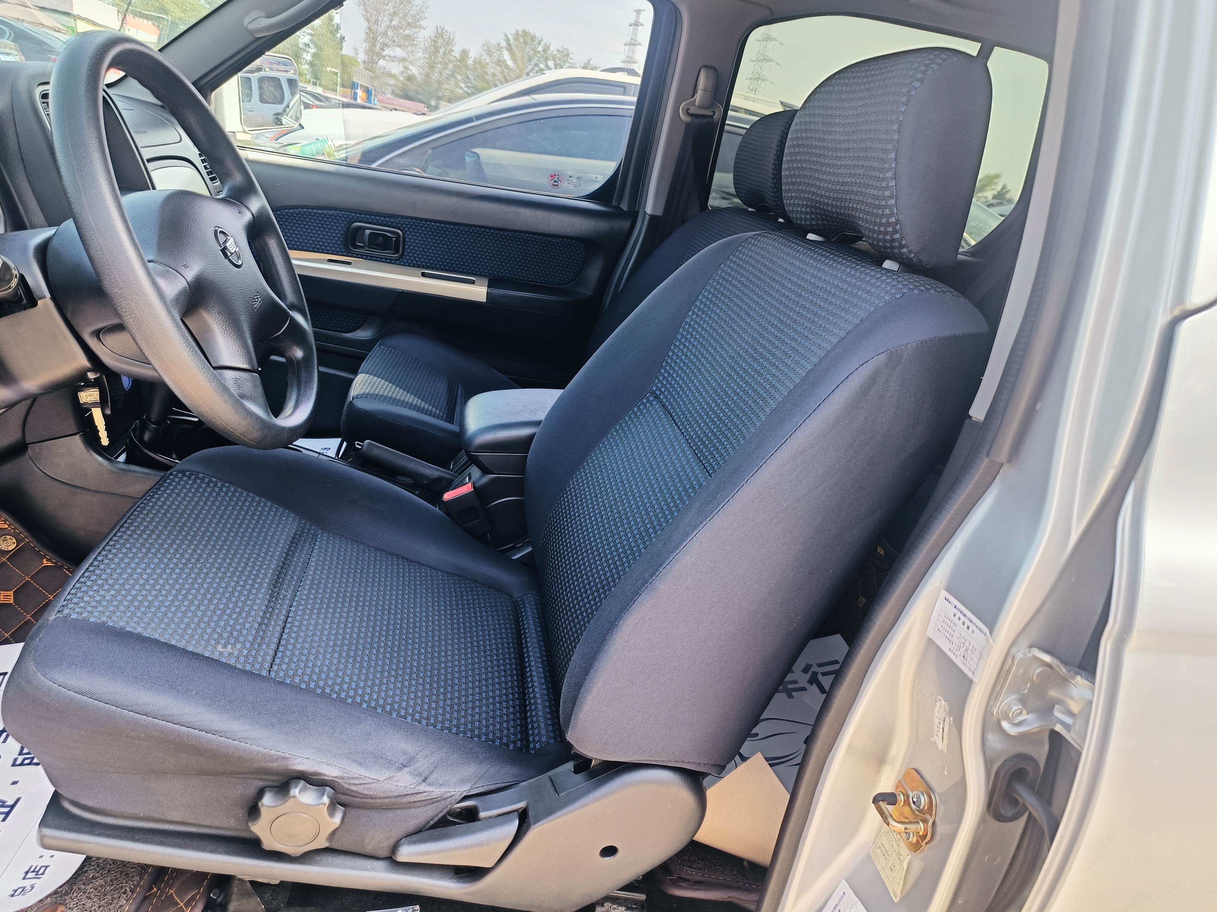 日产 日产帕拉丁 2016 汽车图片 #8