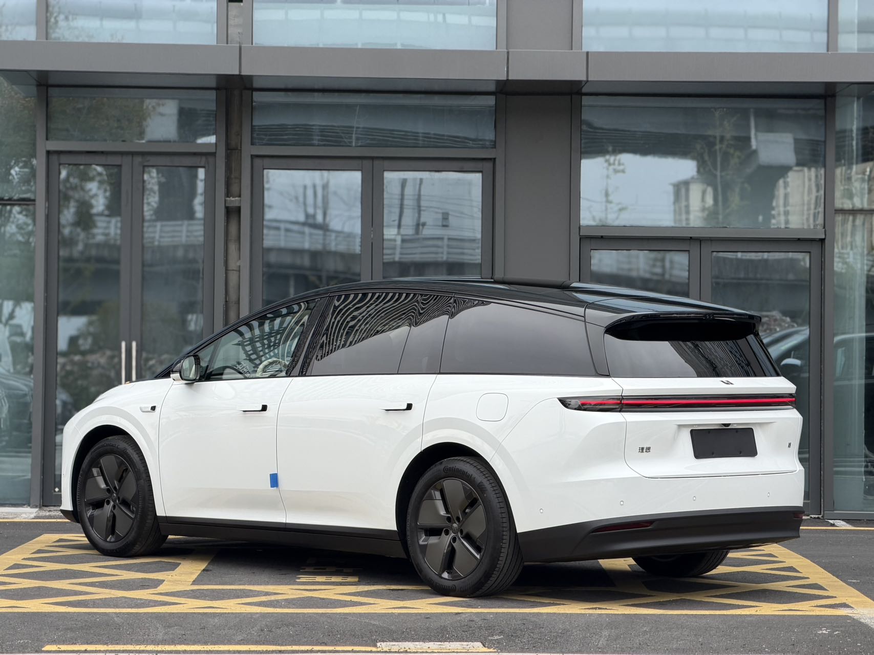 理想汽车 理想i6 2025 汽车图片 #8