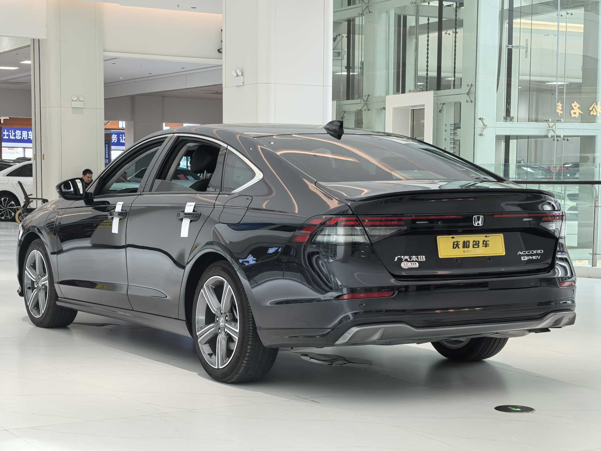 Honda Accord New Energy 2024 car image #8