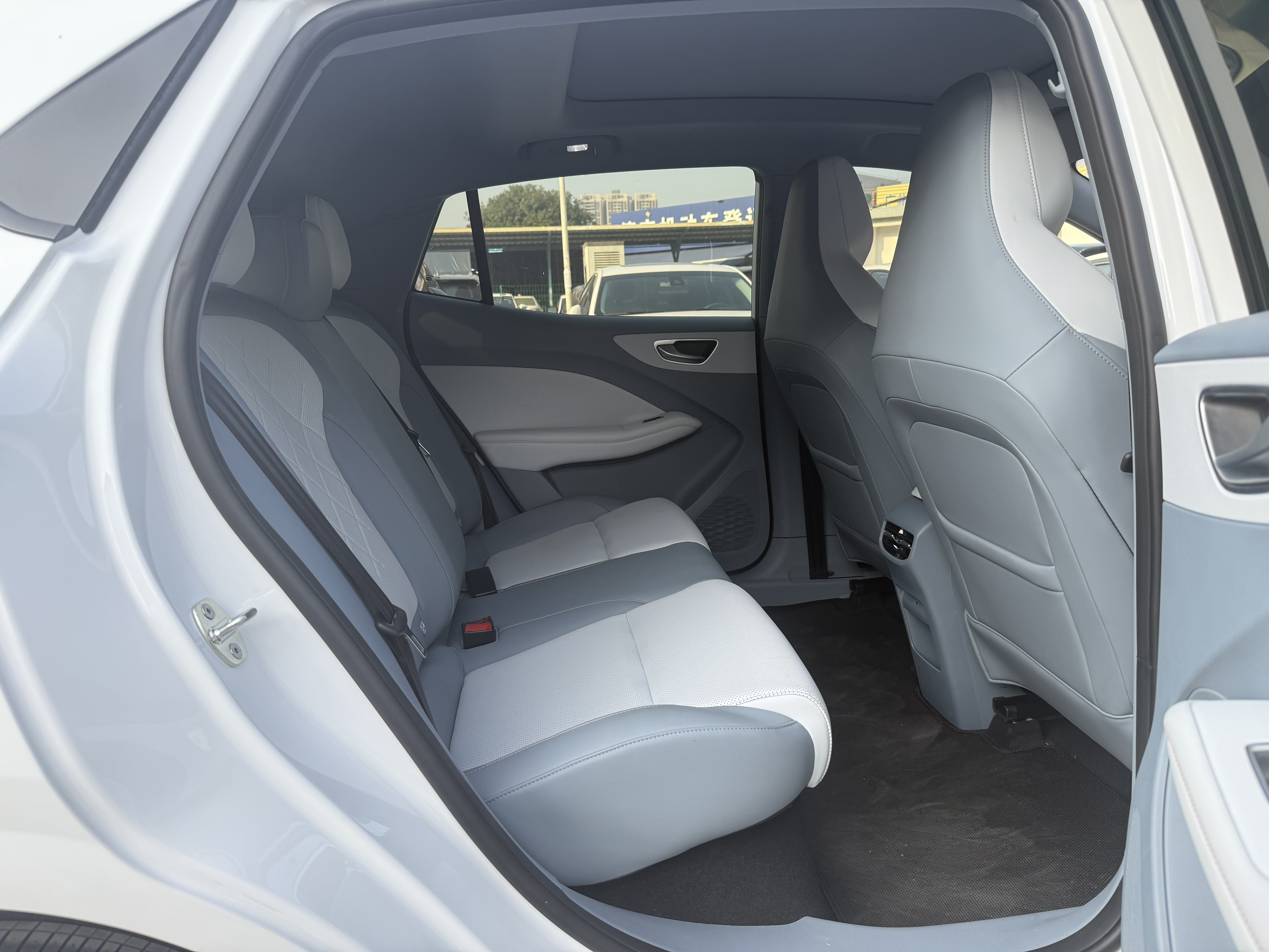 MG 2025 car image #8