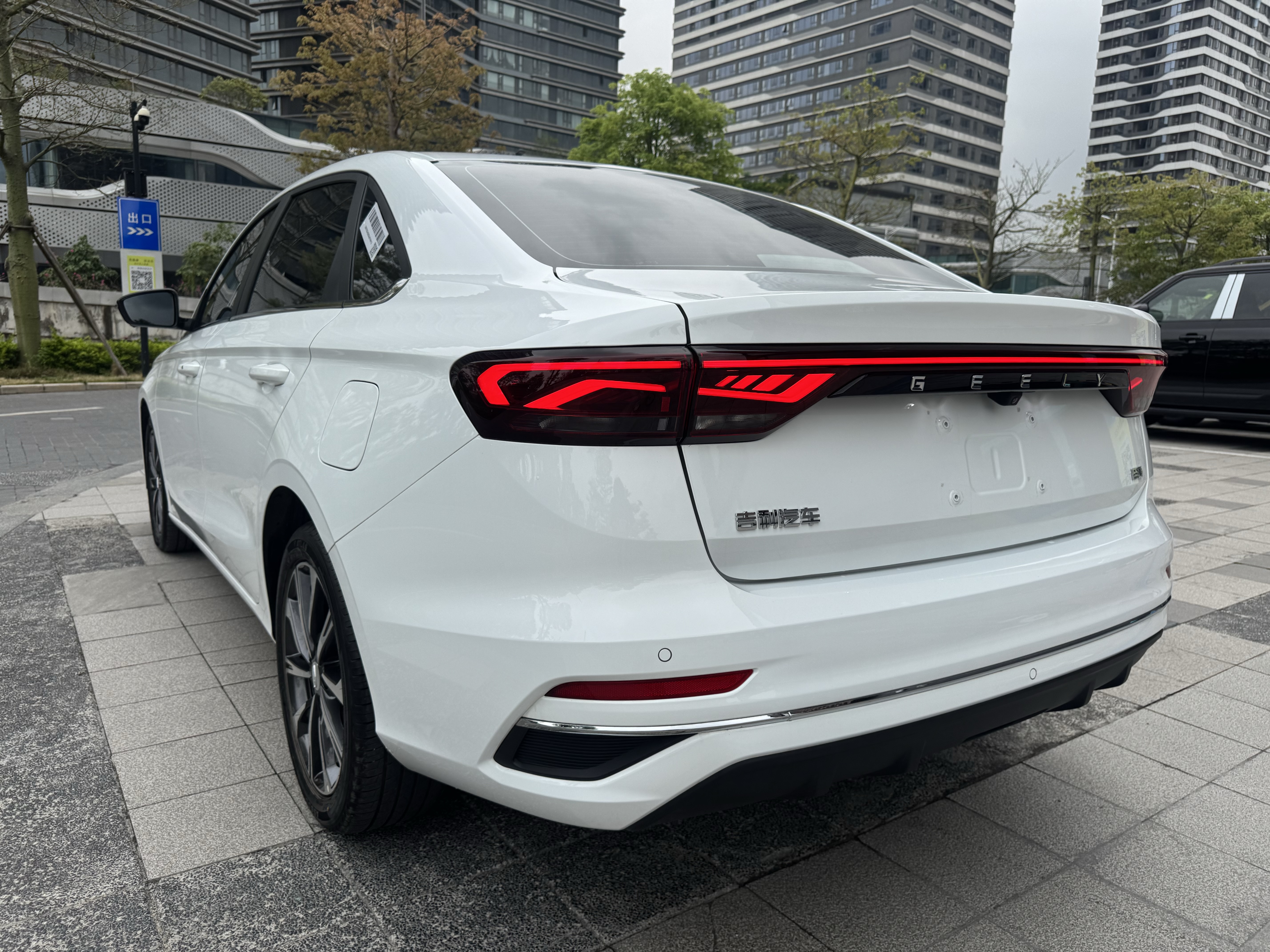 吉利汽车 帝豪 2025 汽车图片 #8