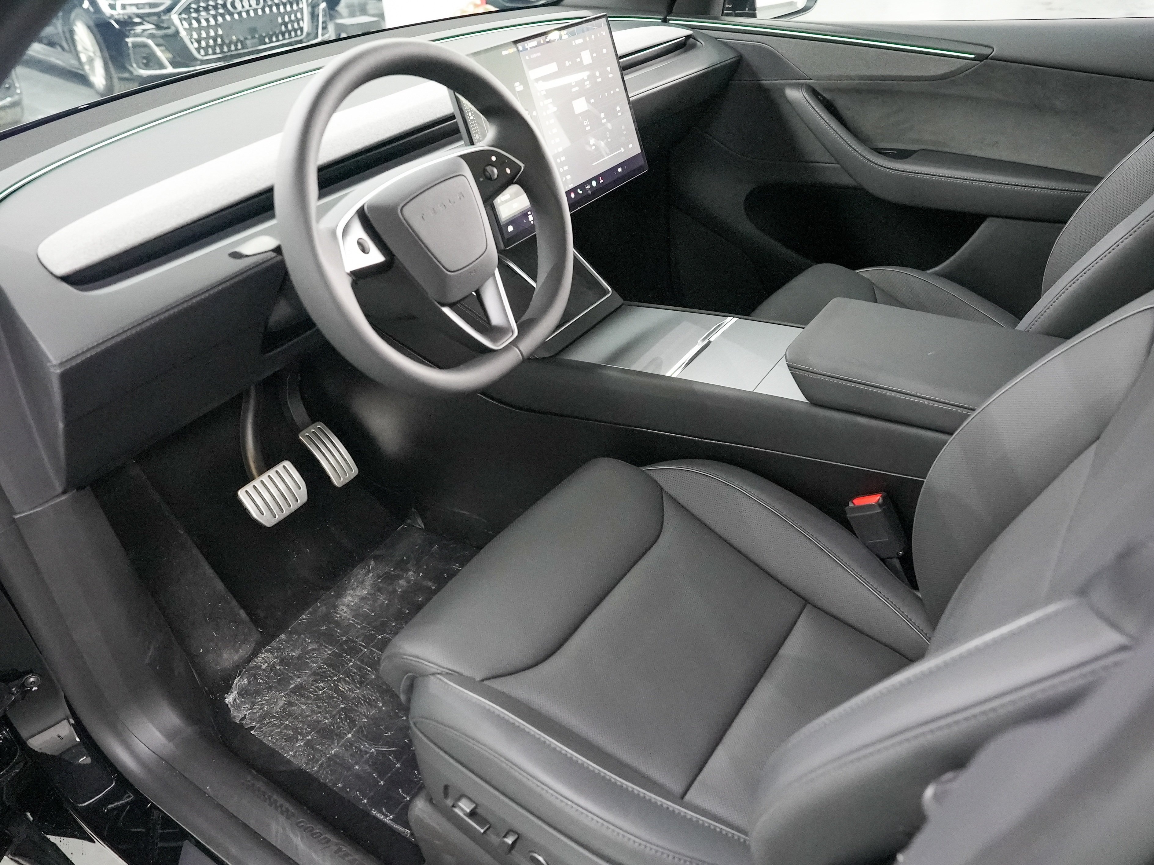 特斯拉 Model Y L 2026 汽车图片 #8