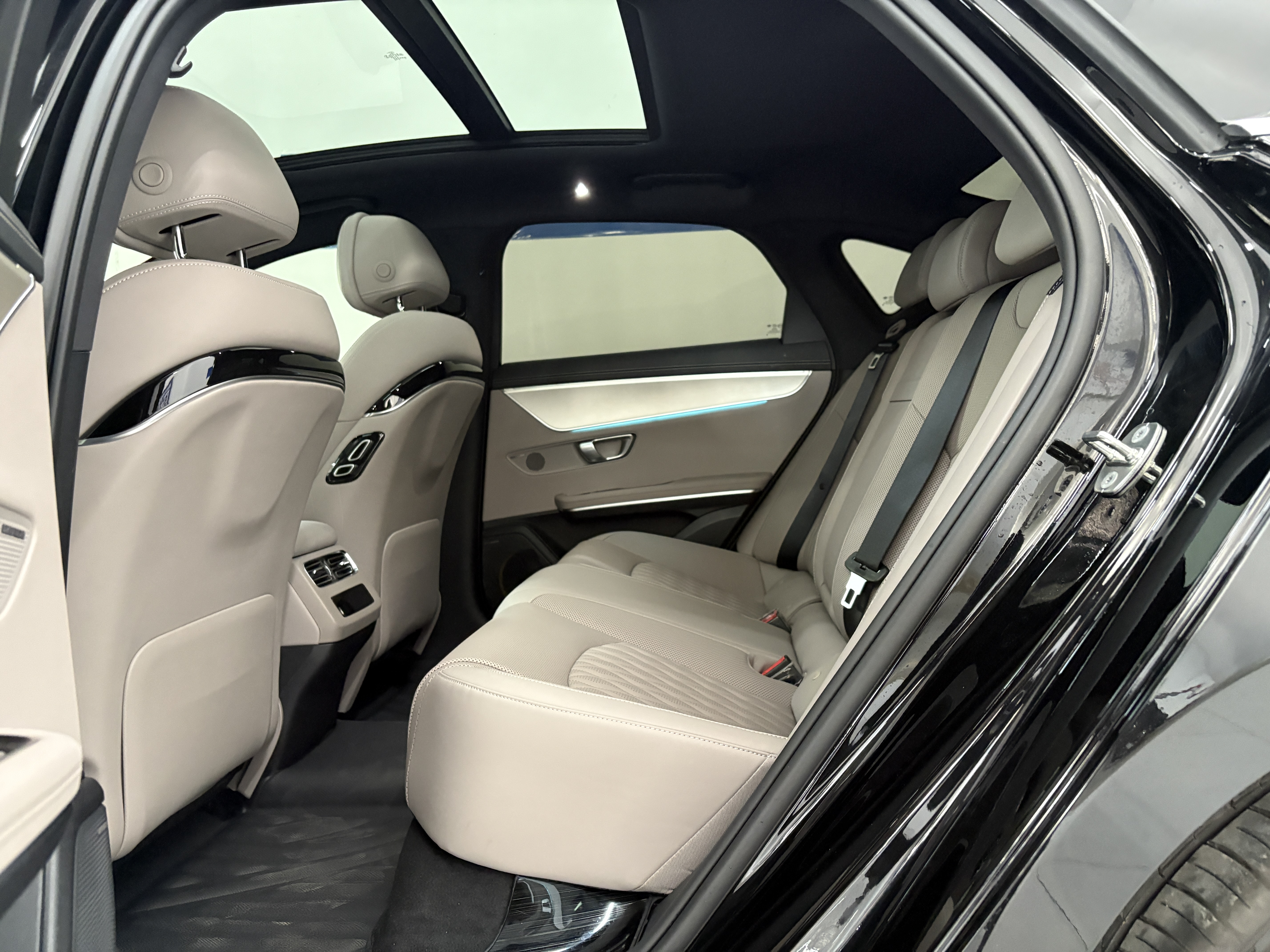 BYD 2025 car image #8