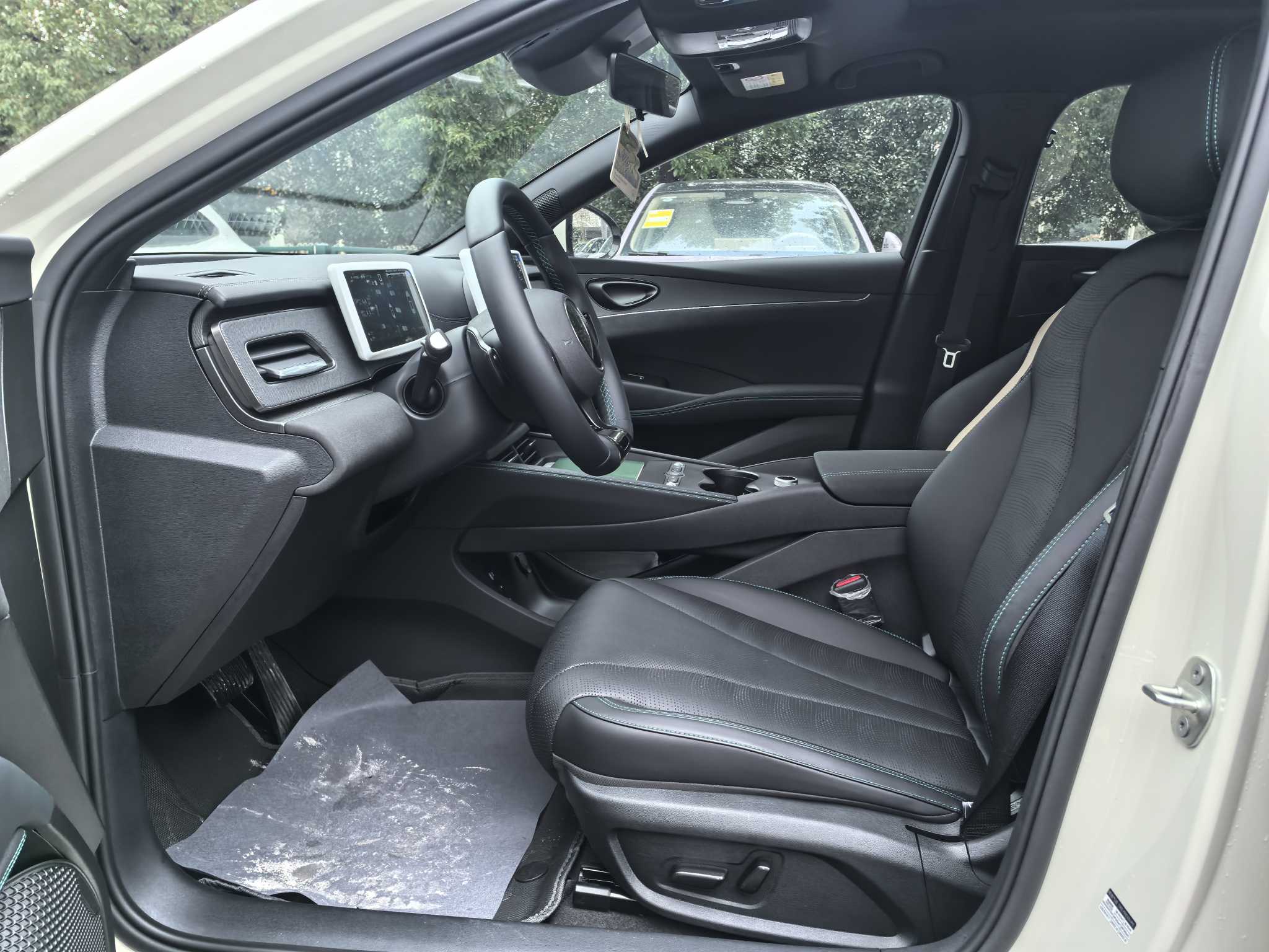 BYD Seal 06 DM-i 2025 #8 BYD Seal 06 DM-i 2025 immagine di auto #8