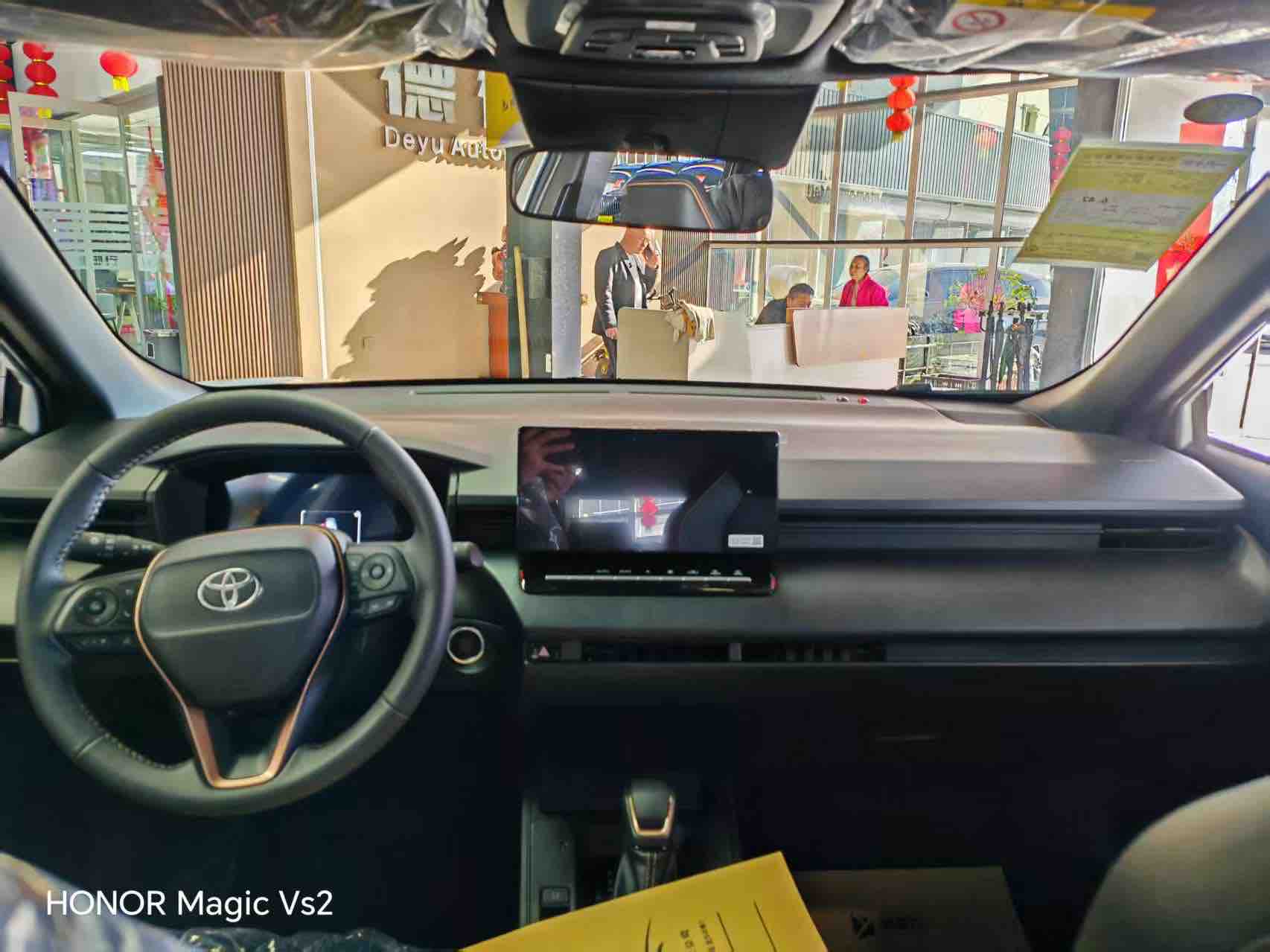 Corolla Cross 2026 car image #8