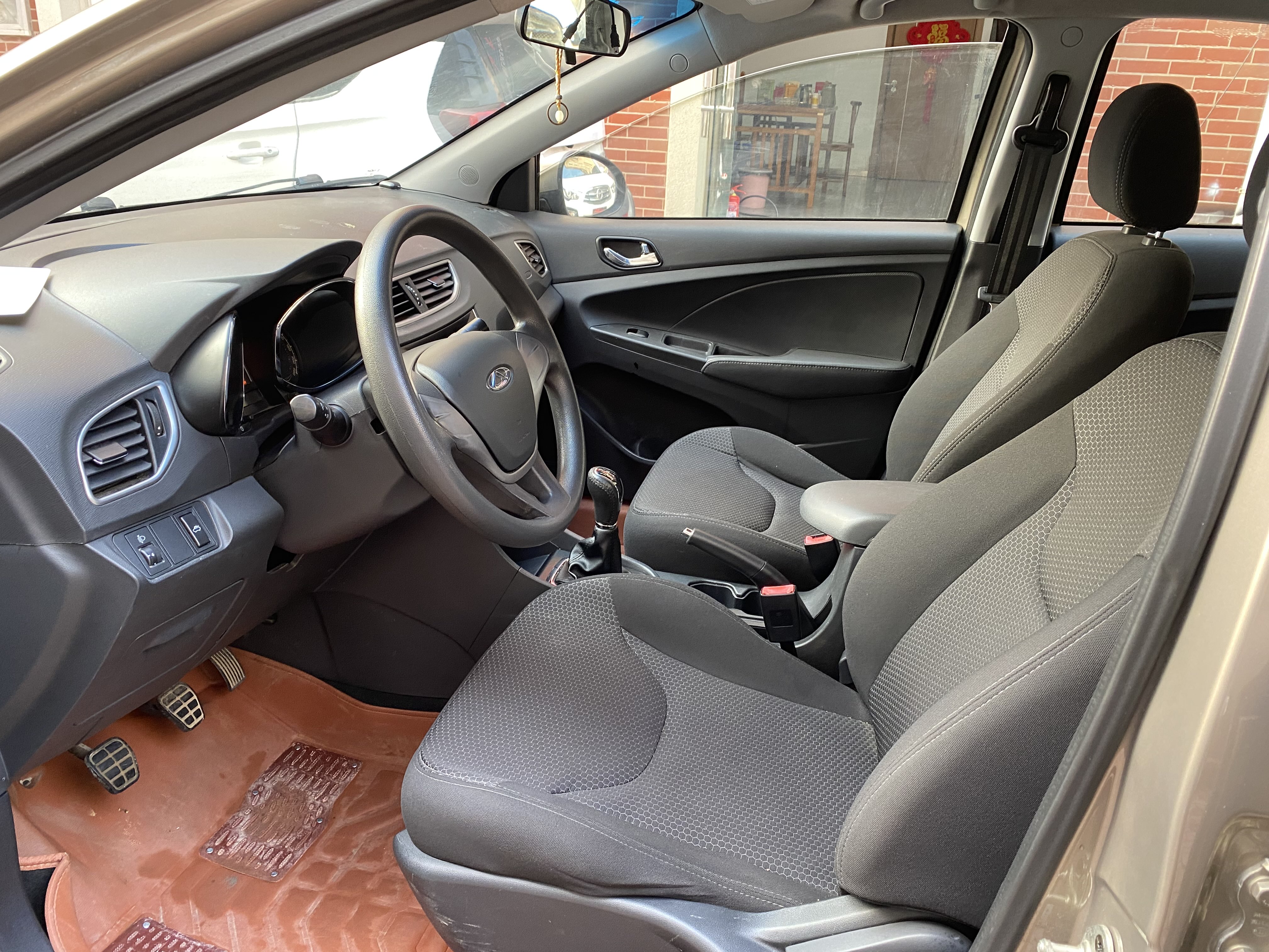 Chery Arrizo 3 2015 изображение автомобиля #8