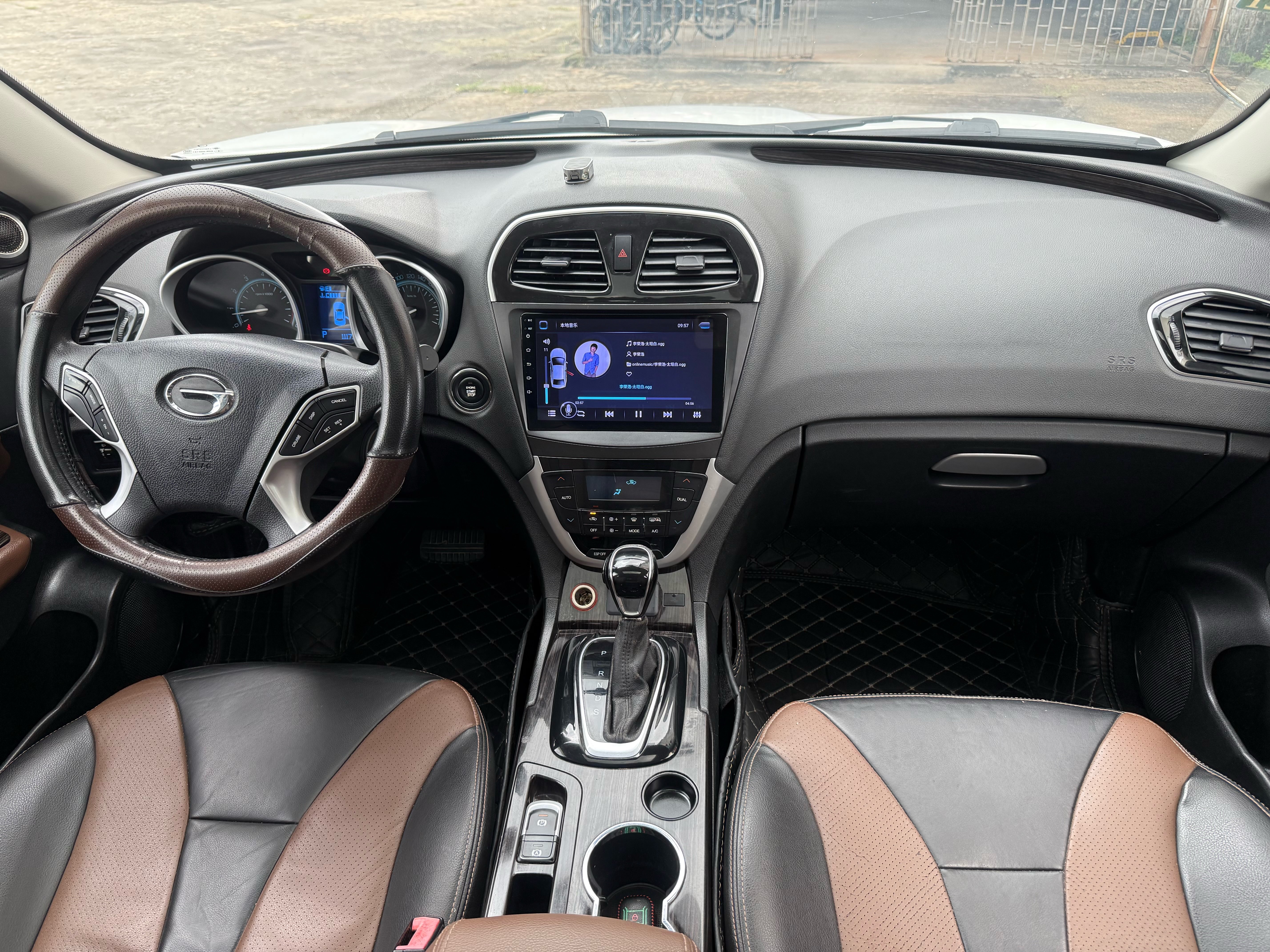 GAC Trumpchi GS5 Super 2015 #8 GAC Trumpchi GS5 Super 2015 car image #8