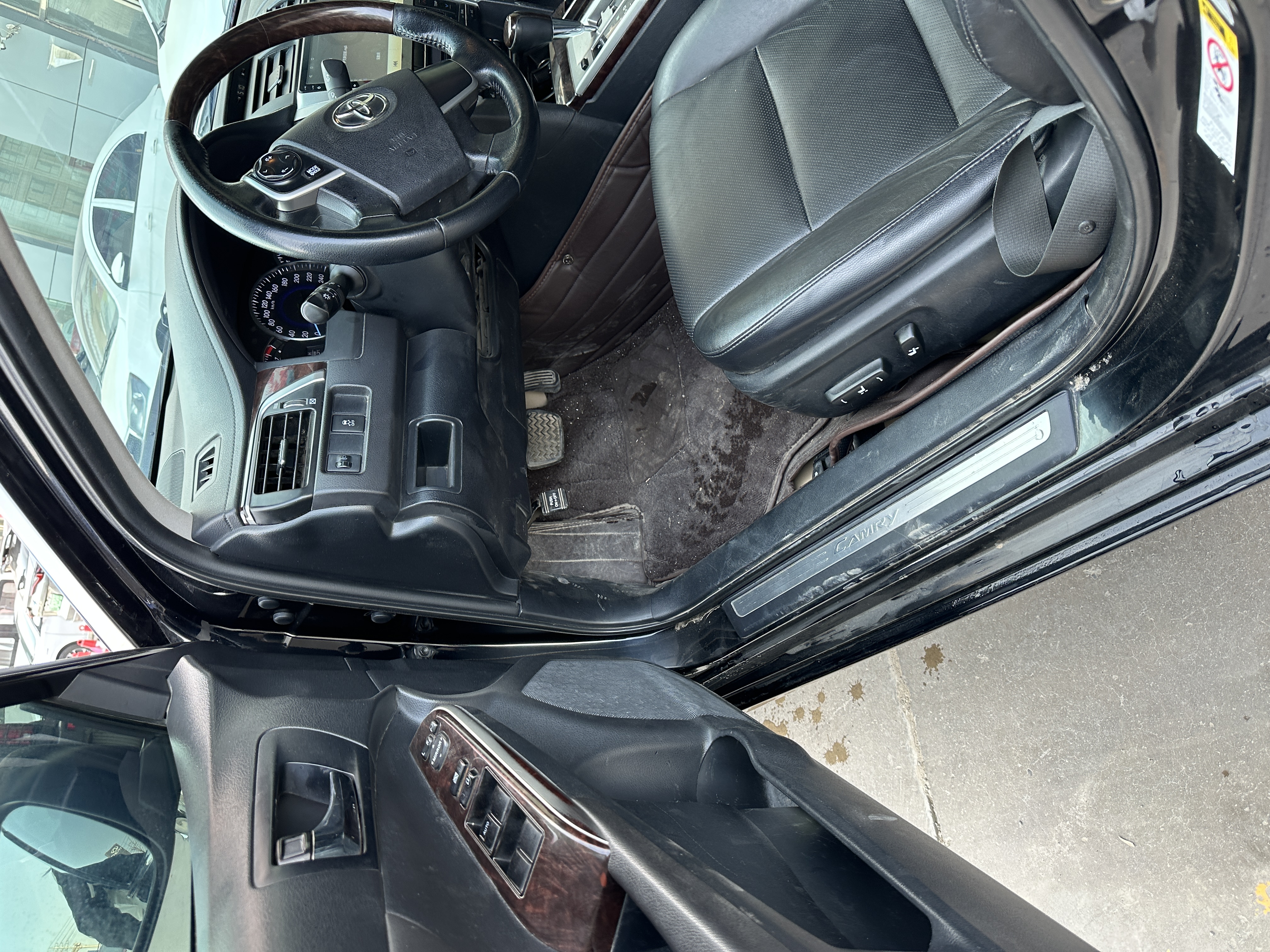 Toyota Camry 2015 car image #8