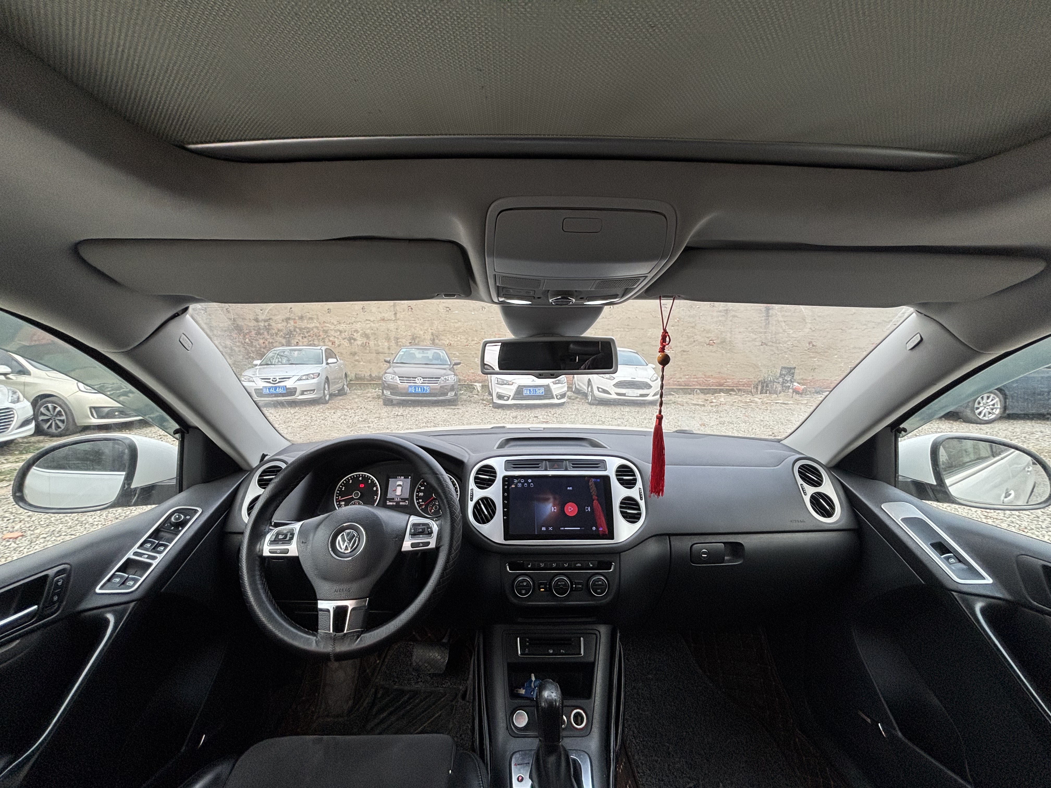 Volkswagen Tiguan 2014 #8 Volkswagen Tiguan 2014 car image #8