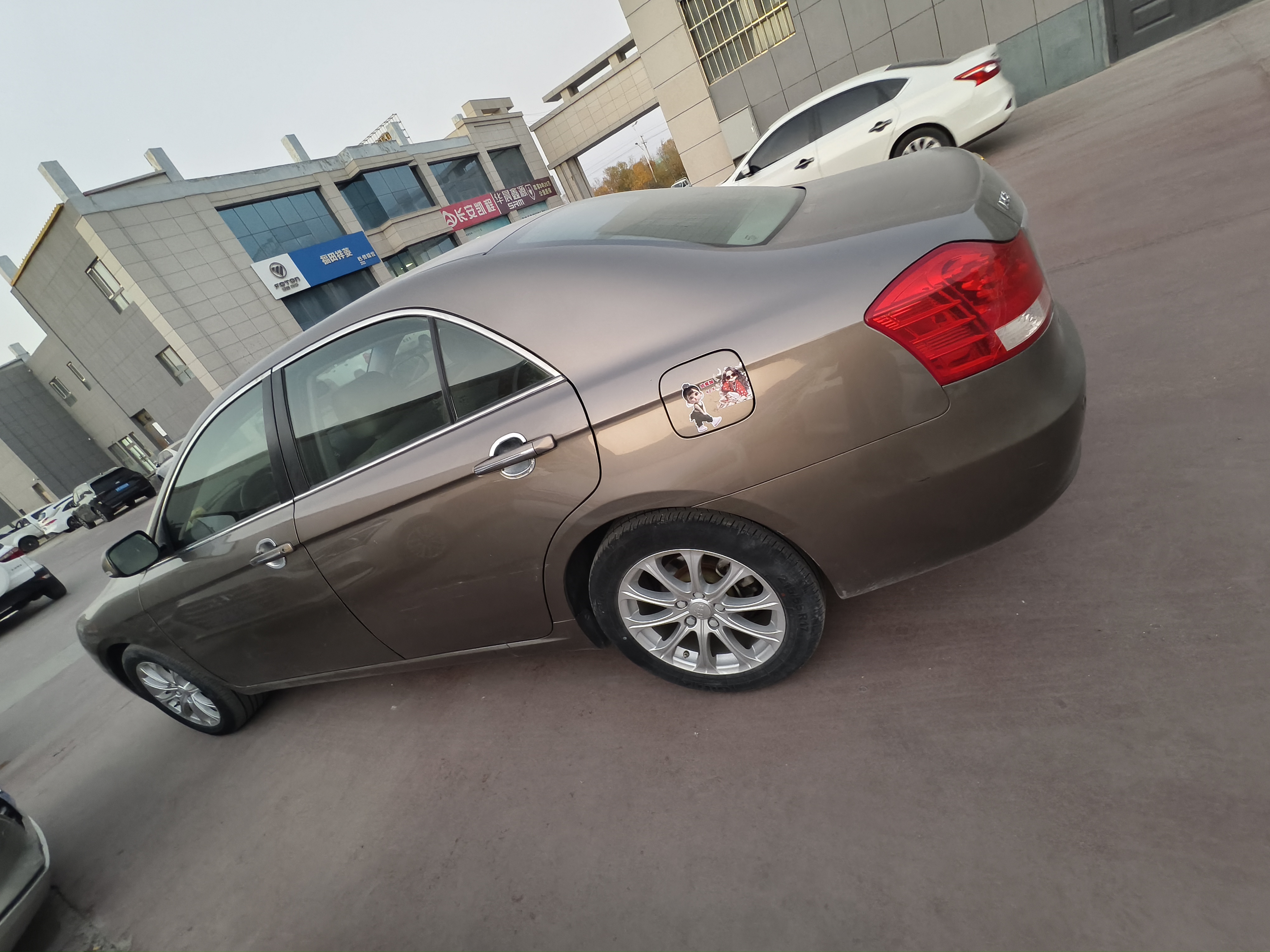 GEELY EC8 2016 car image #8