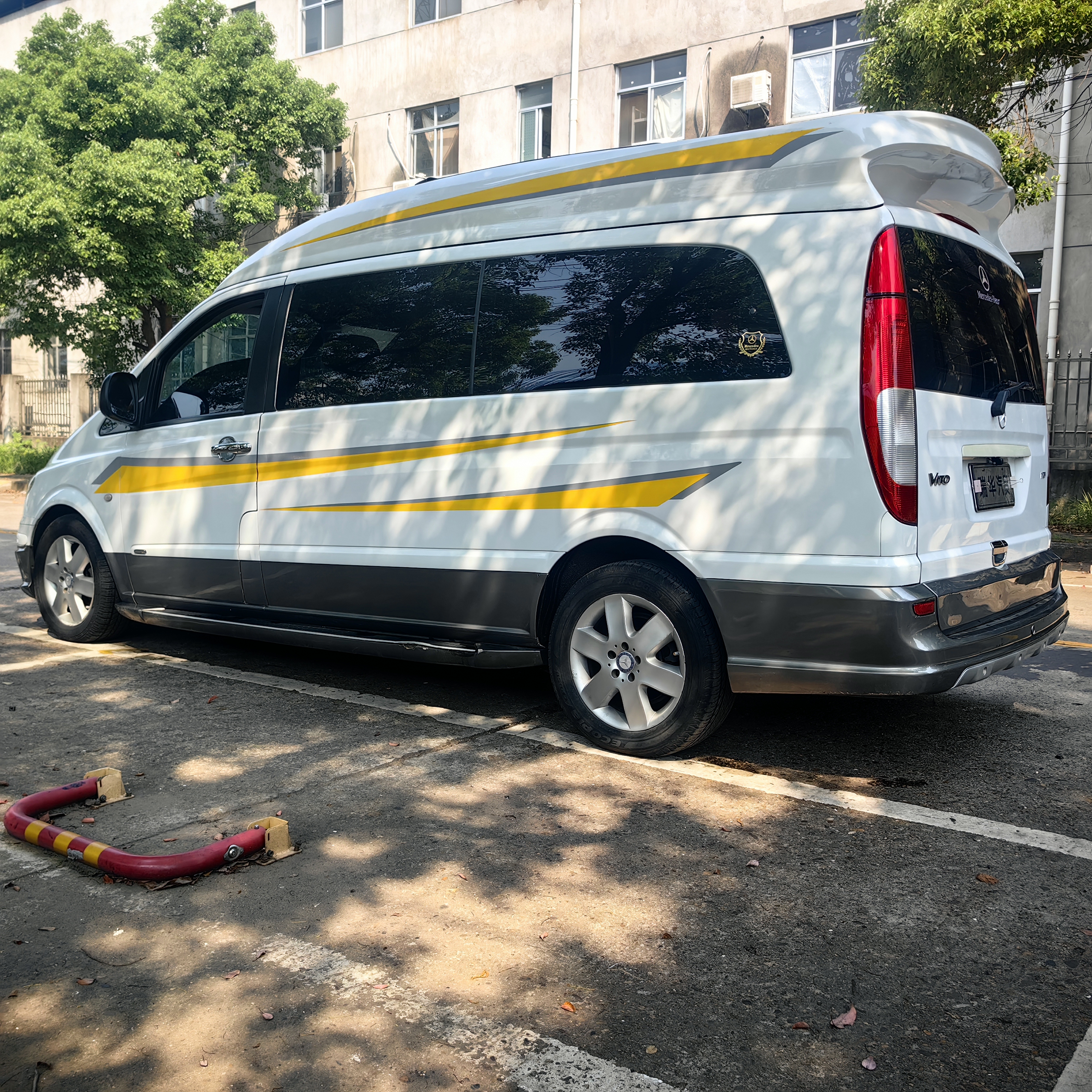 Mercedes-Benz Viano (Imported) 2008 car image #8