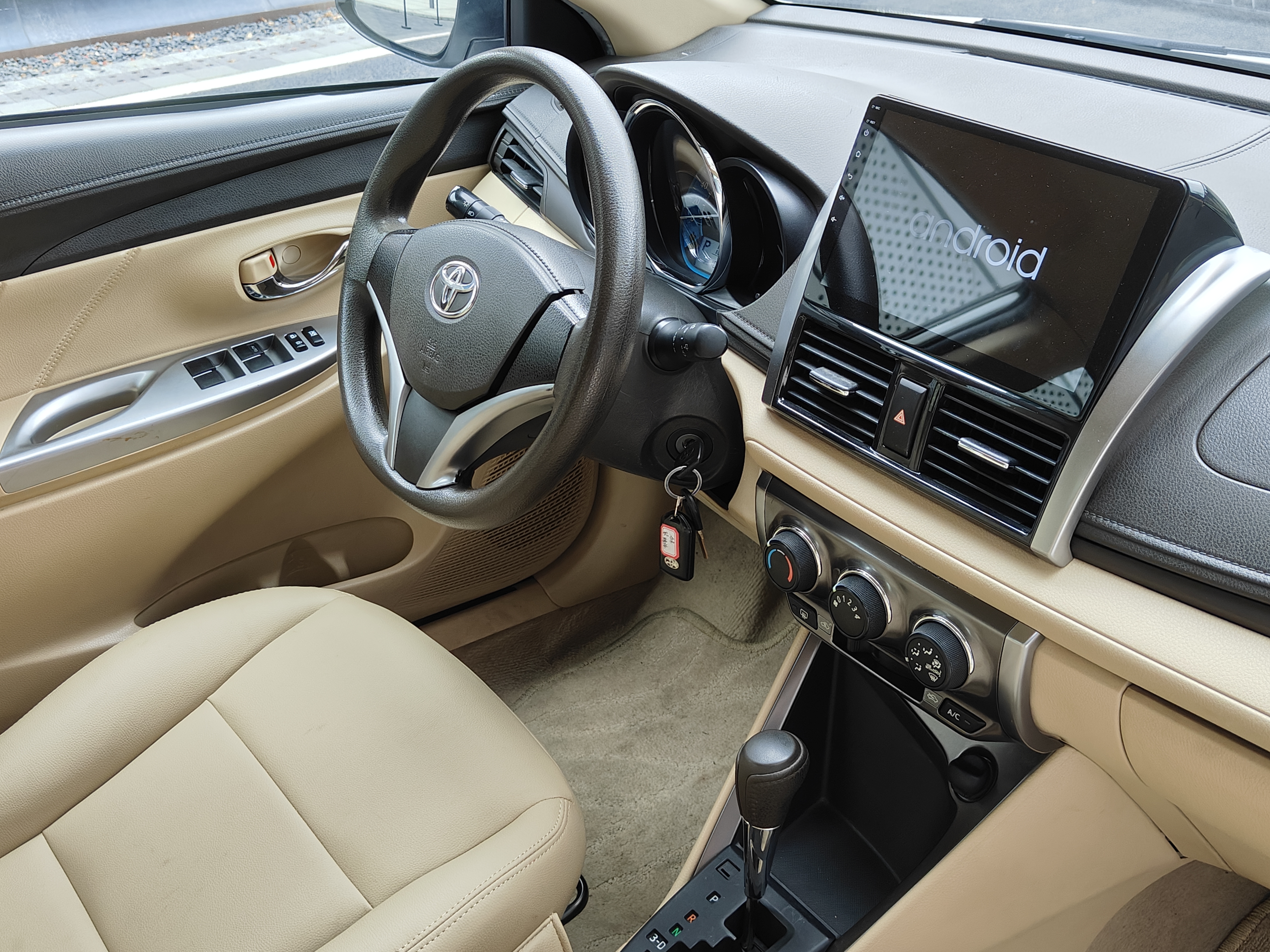 Yaris L Zhixuan 2015 #8 Yaris L Zhixuan 2015 car image #8