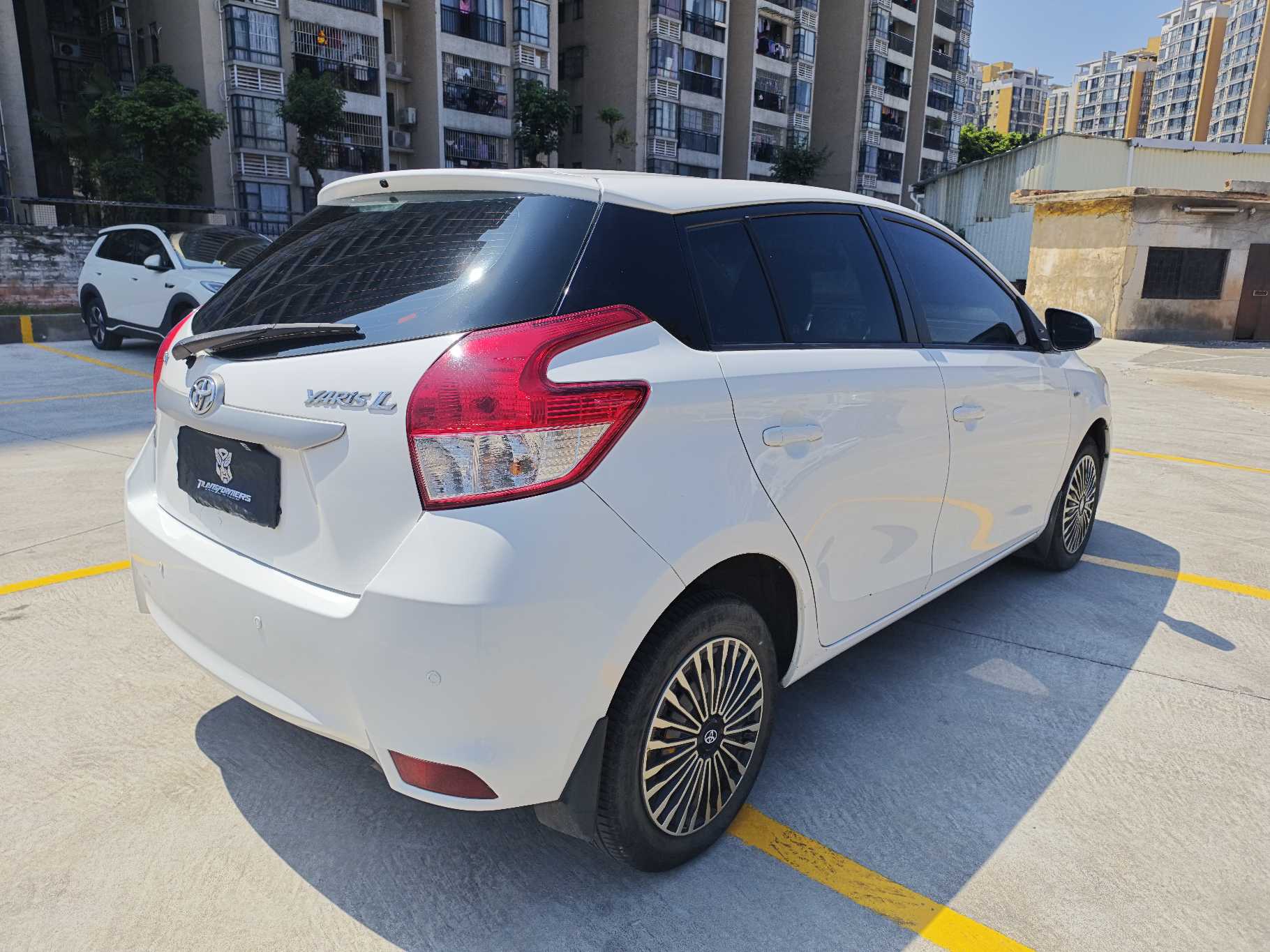 Yaris L Zhixuan 2015 #8 Yaris L Zhixuan 2015 car image #8