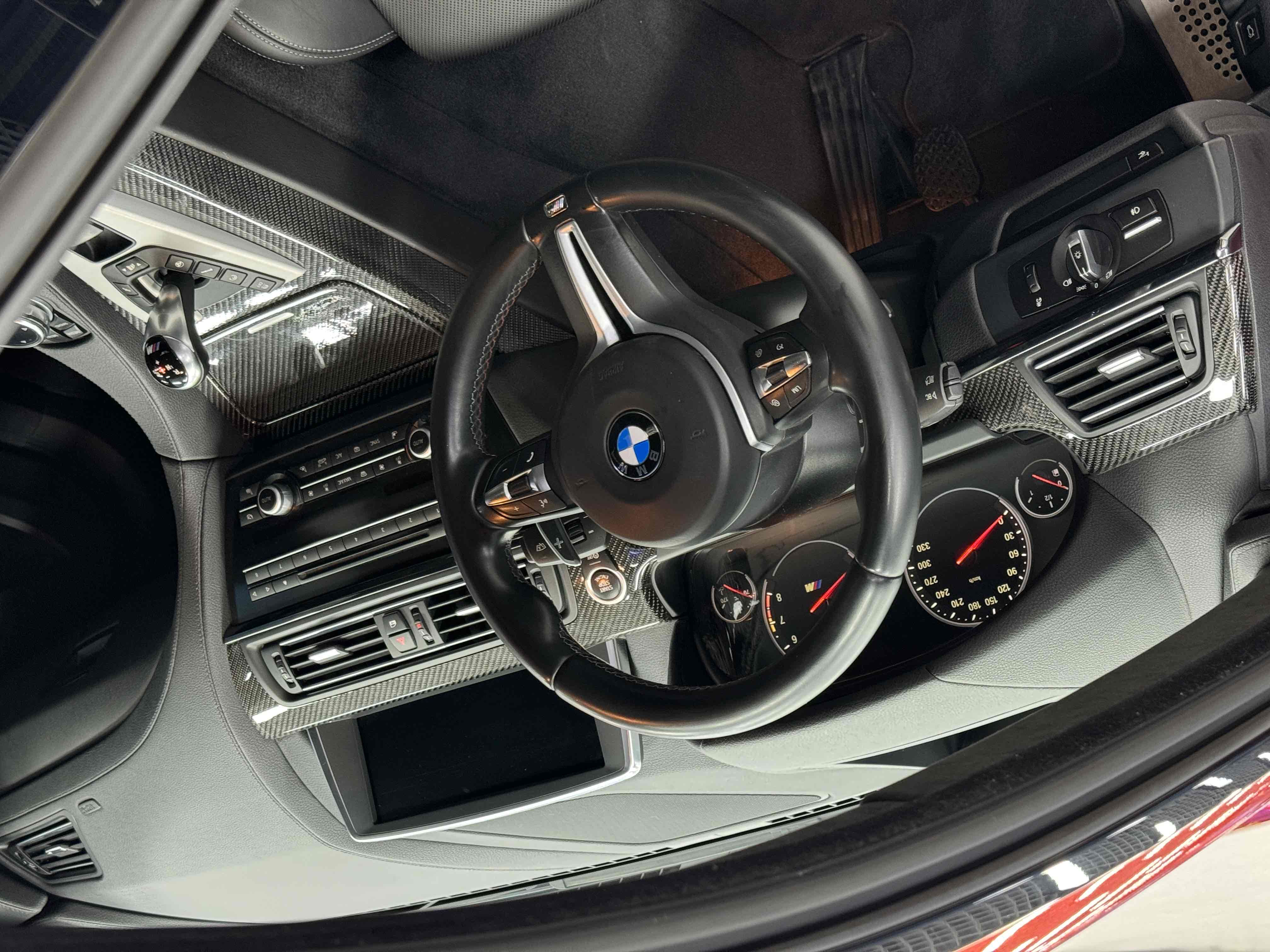 BMW M6 2005 car image #8