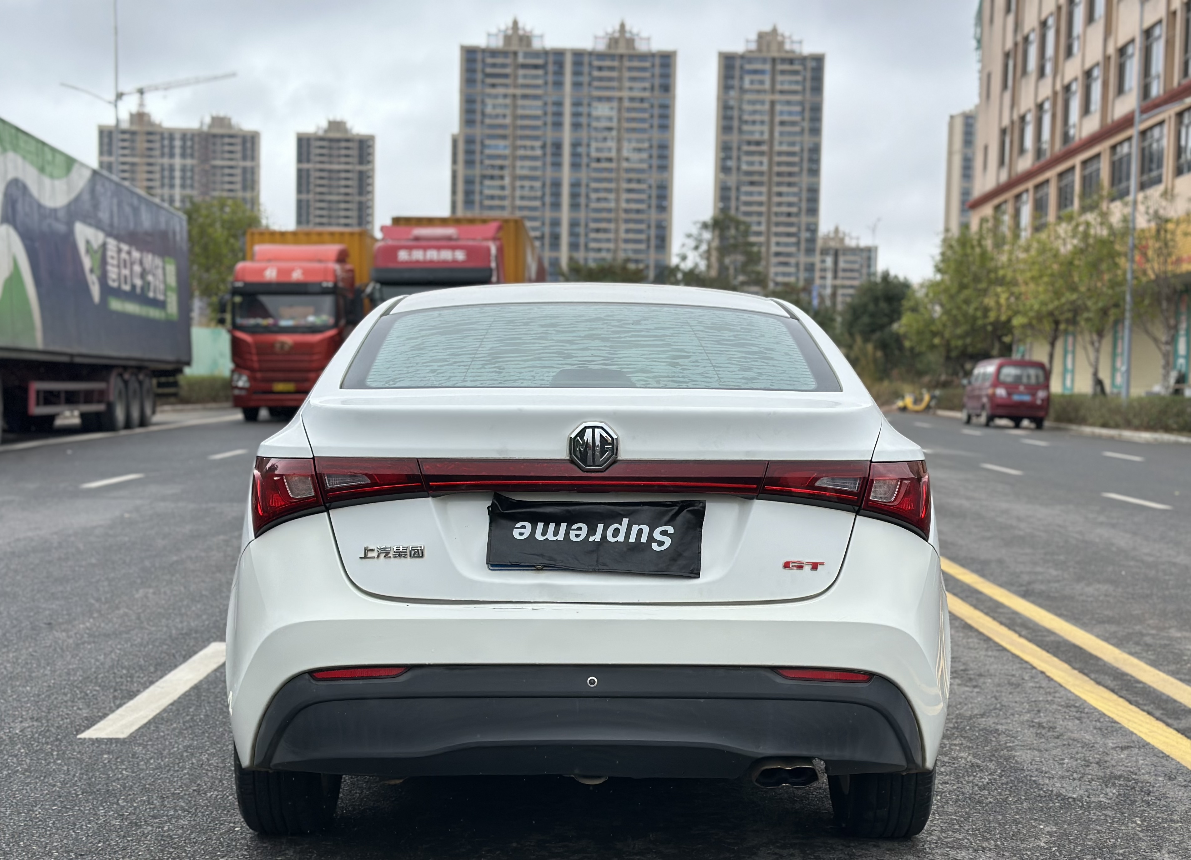 MG GT 2016 #8 MG GT 2016 car image #8