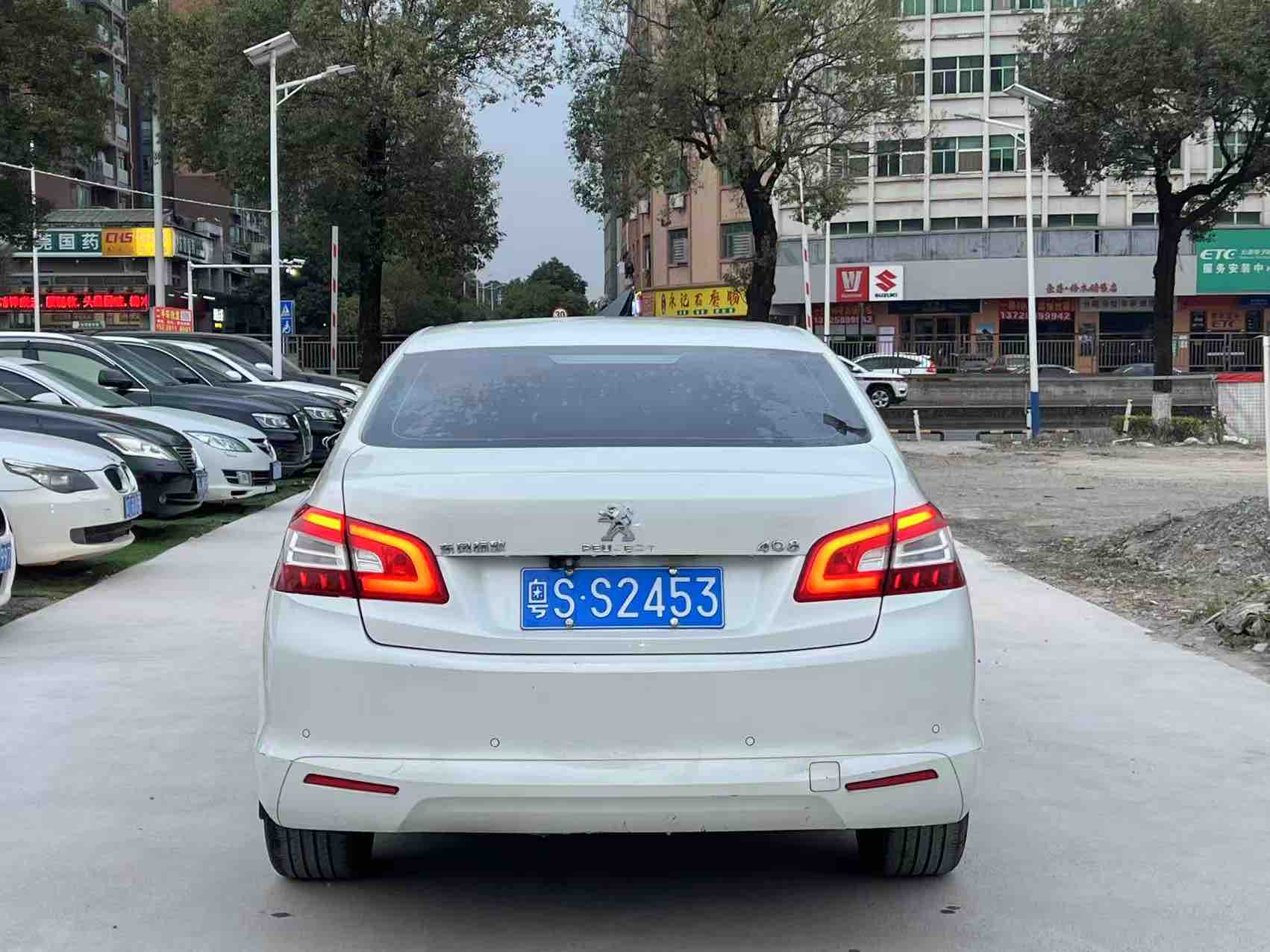 Peugeot 408 2015 immagine di auto #8