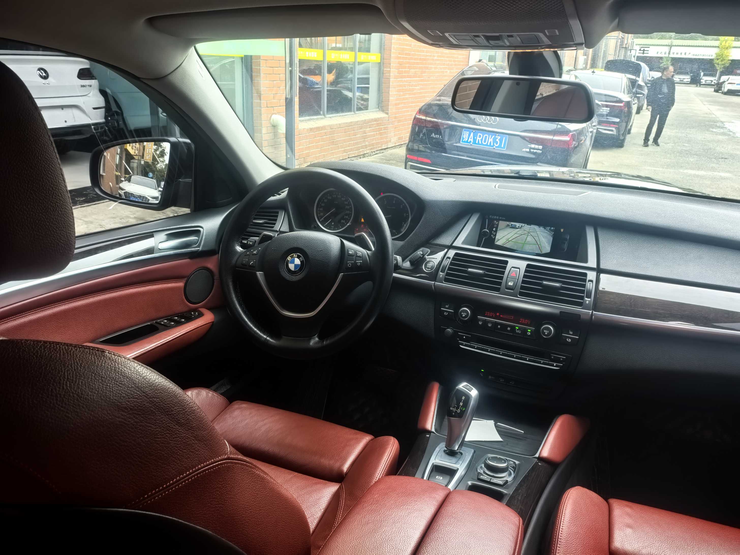 BMW X6 2015 изображение автомобиля #8