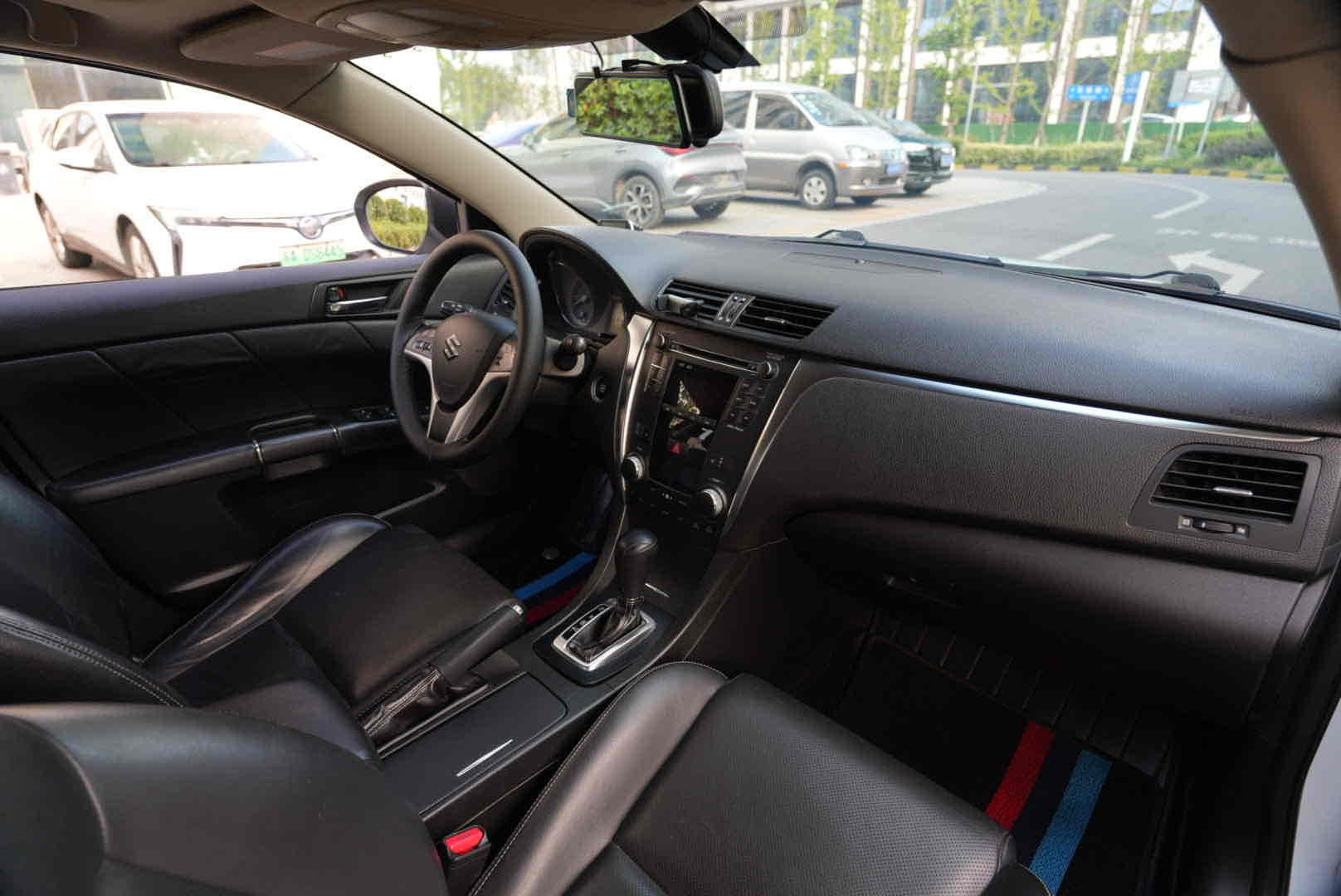 Suzuki Kizashi 2011 immagine di auto #8