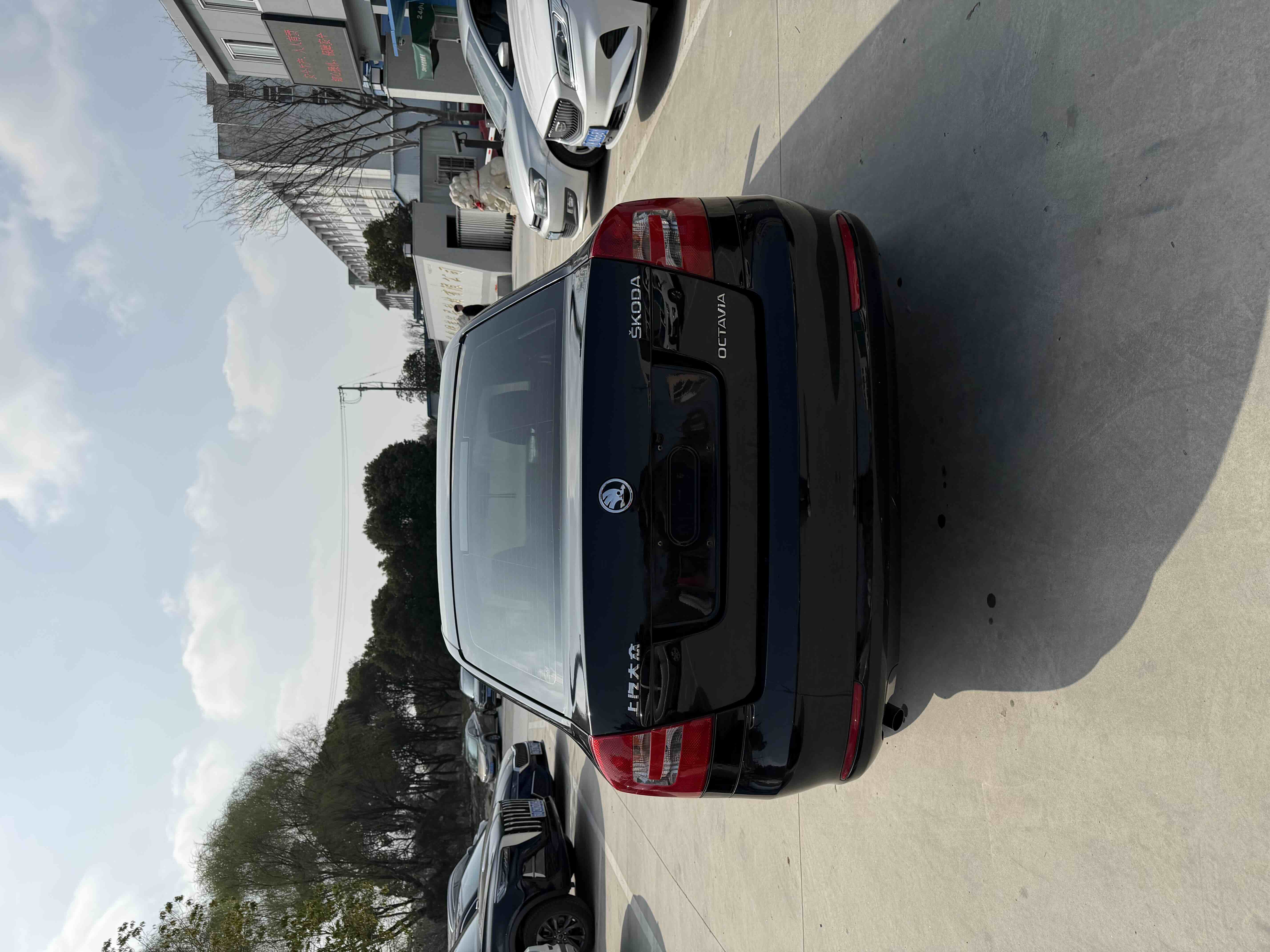 Skoda Octavia 2015 car image #8