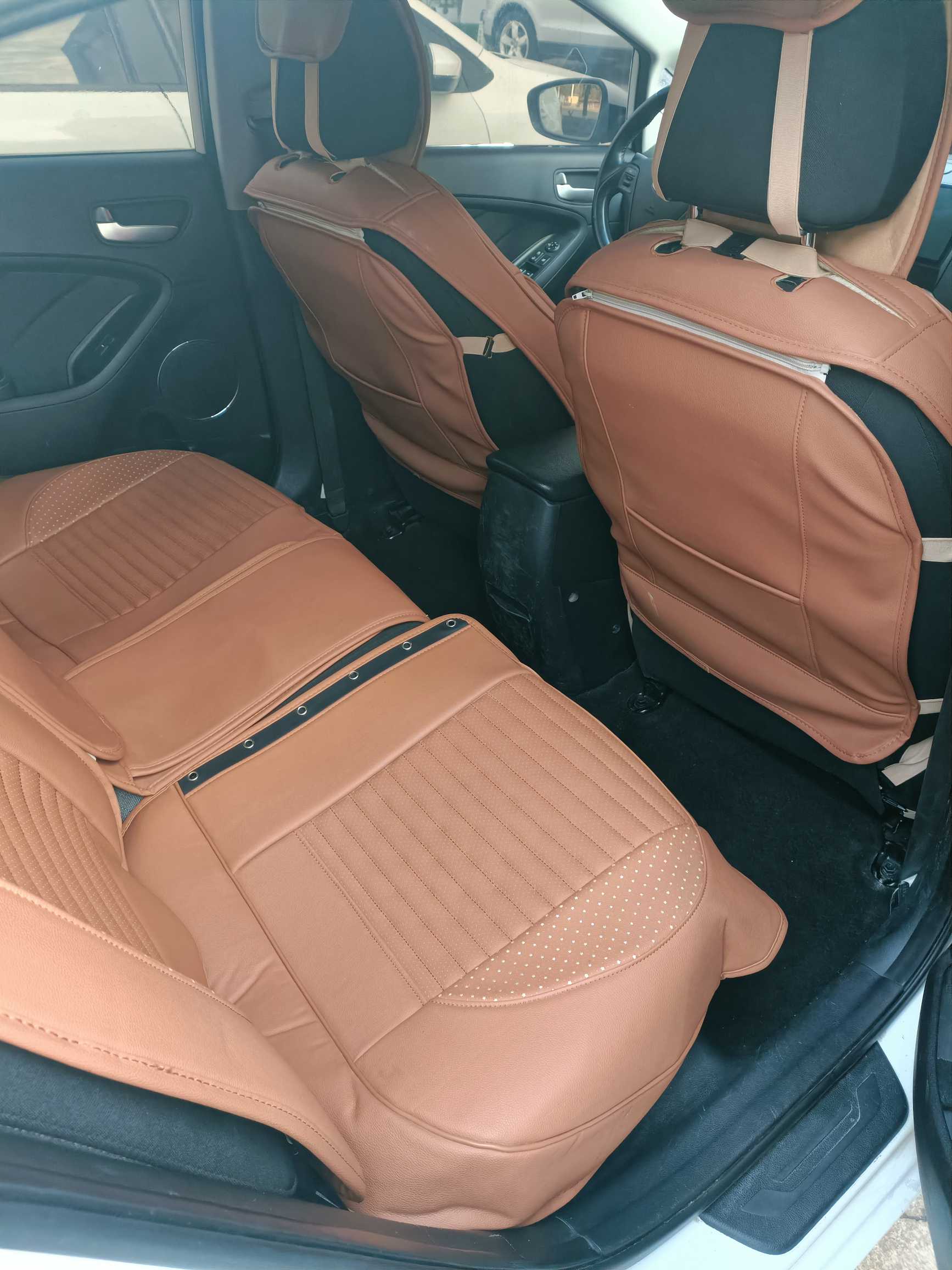 Kia K3 2015 car image #8