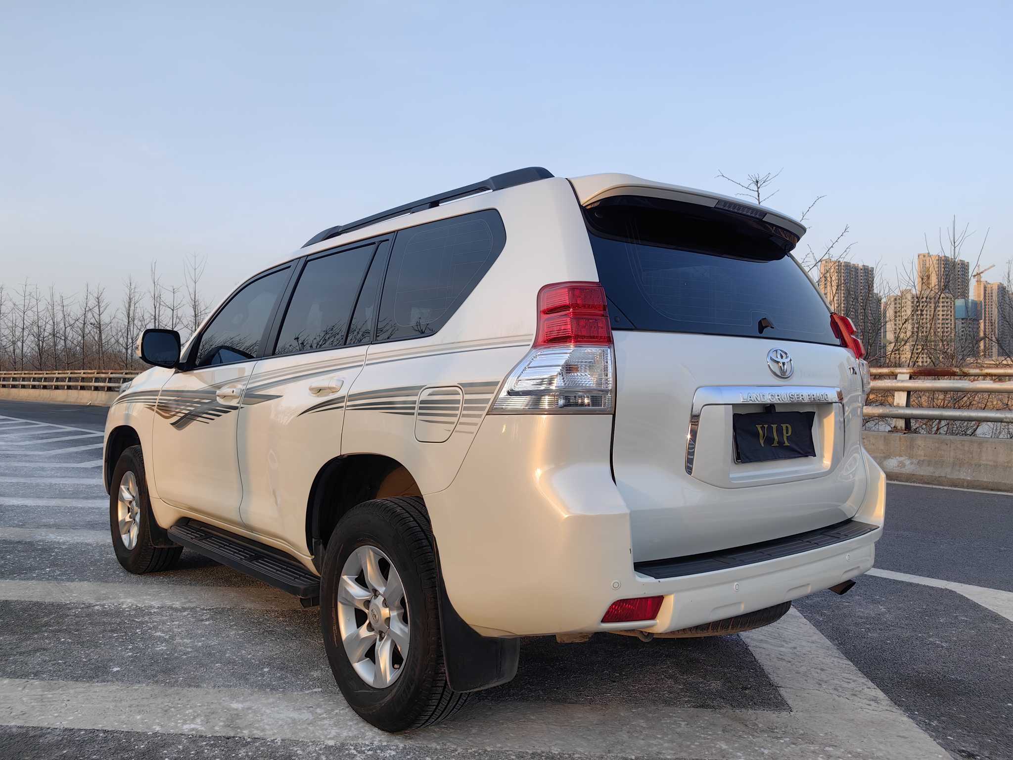 Toyota Prado (Imported) 2012 car image #8