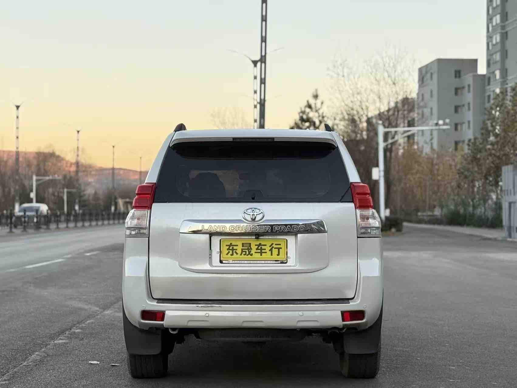 Toyota Prado (Imported) 2011 car image #8