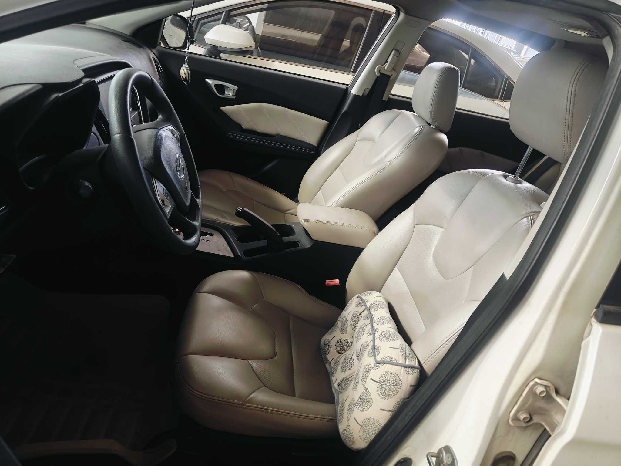 GAC Trumpchi GA3 2014 car image #8