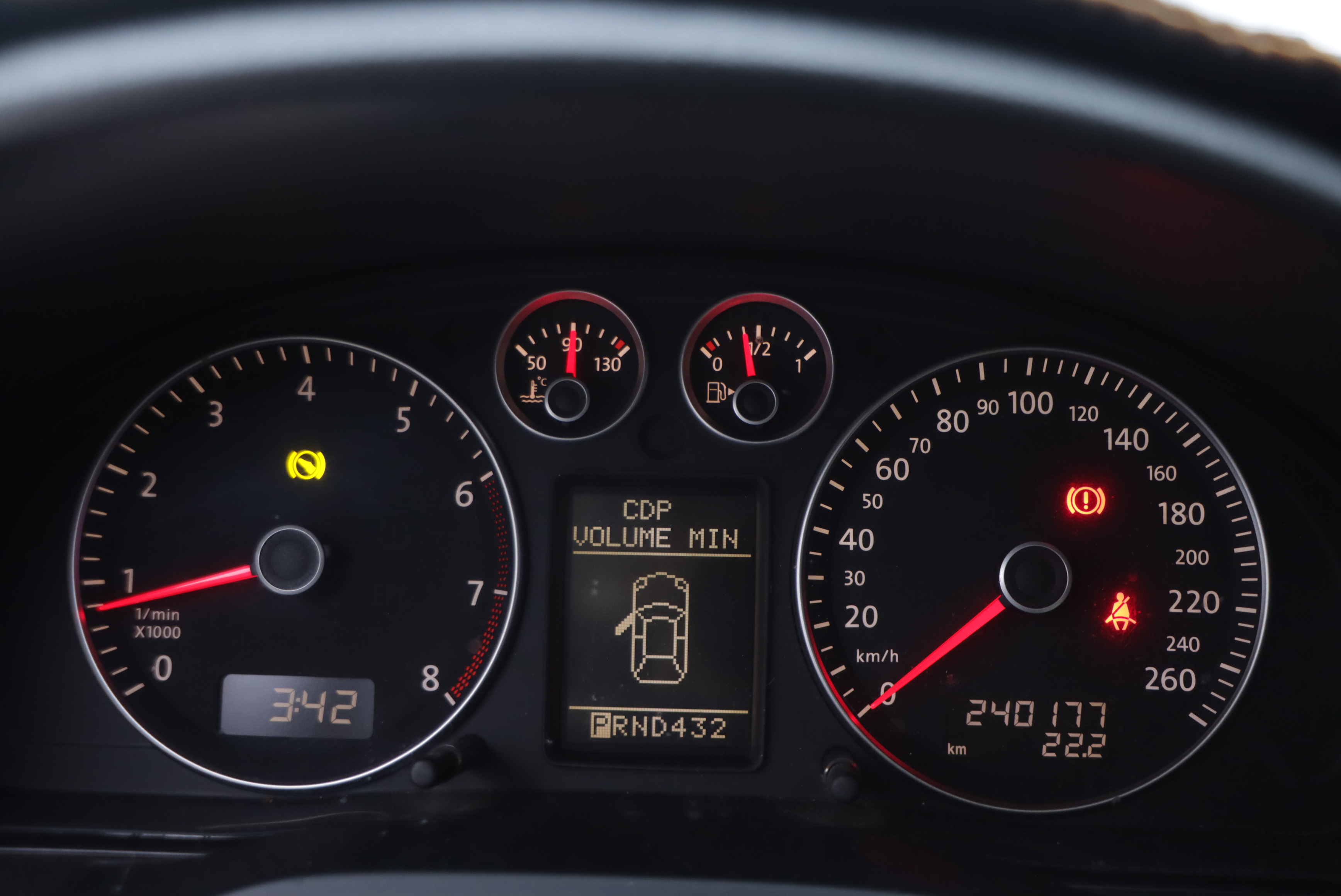 Volkswagen Passat Lingyu 2011 #8 Volkswagen Passat Lingyu 2011 car image #8