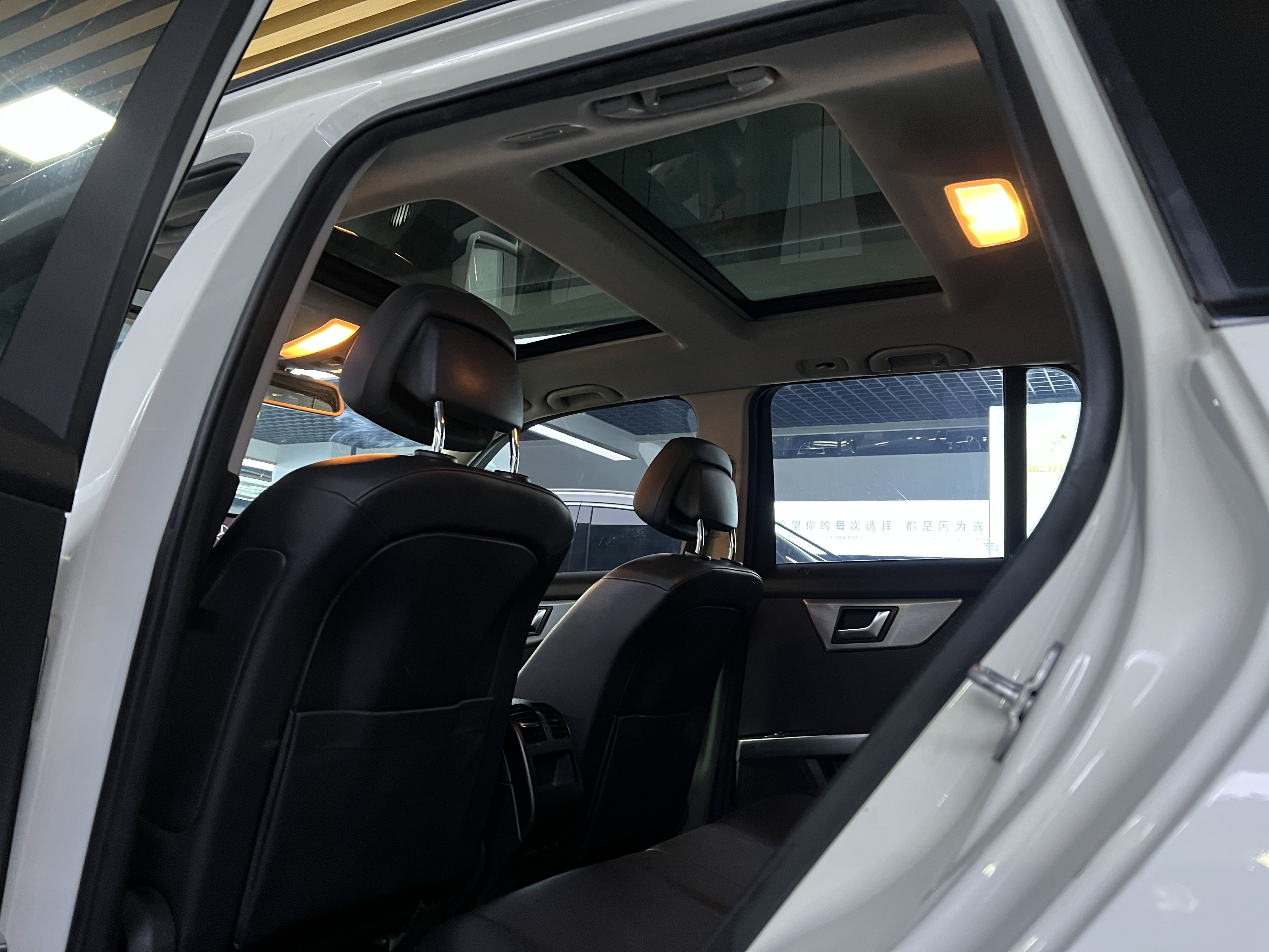 Mercedes-Benz GLK Class (Imported) 2012 immagine di auto #8