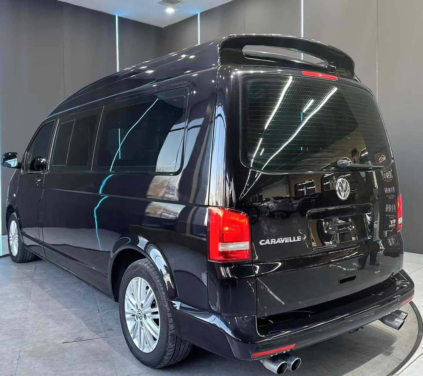 Volkswagen Caravelle 2016 car image #8