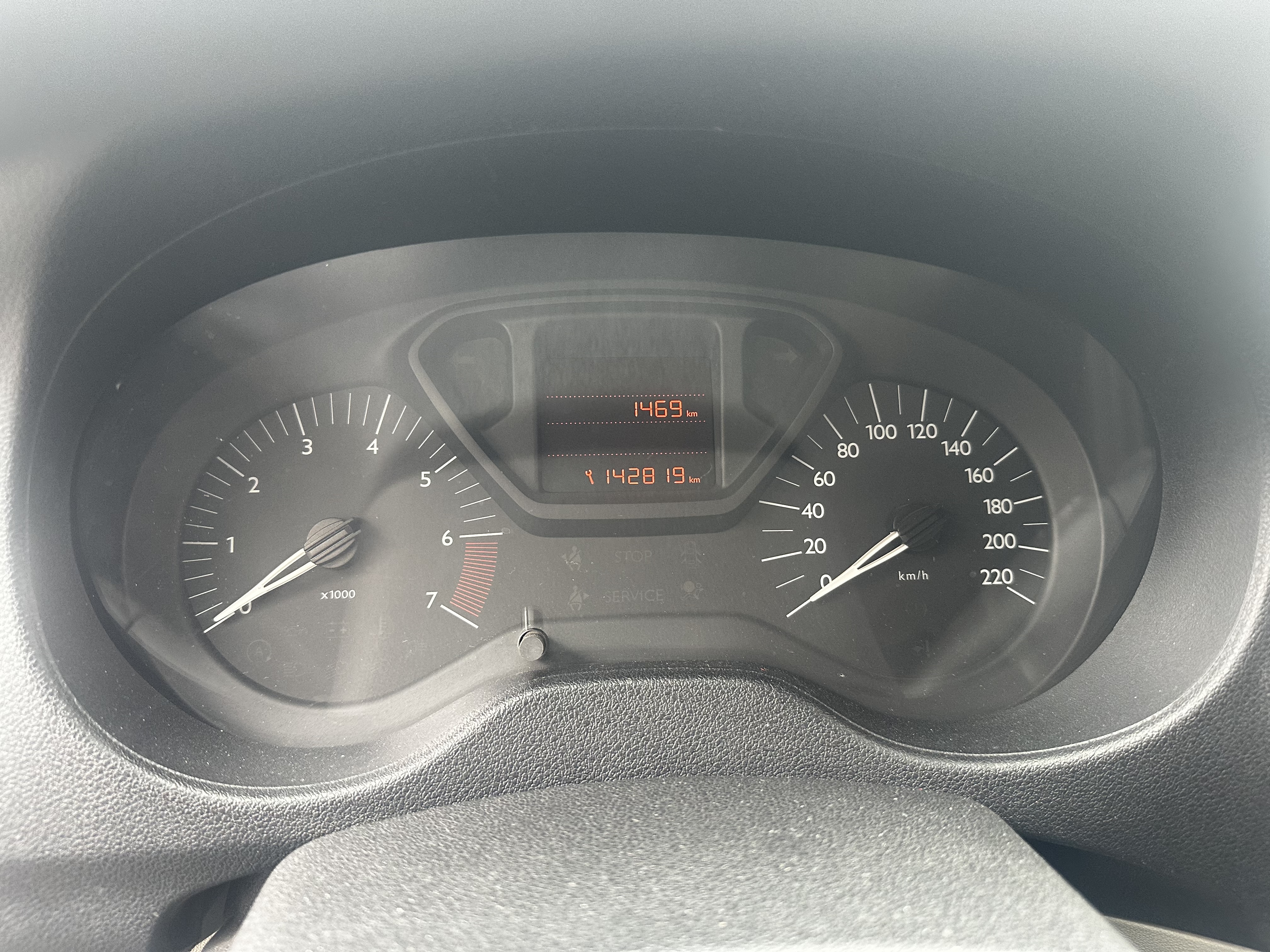 Citroen C-Elysée 2014 imagem de carro #8