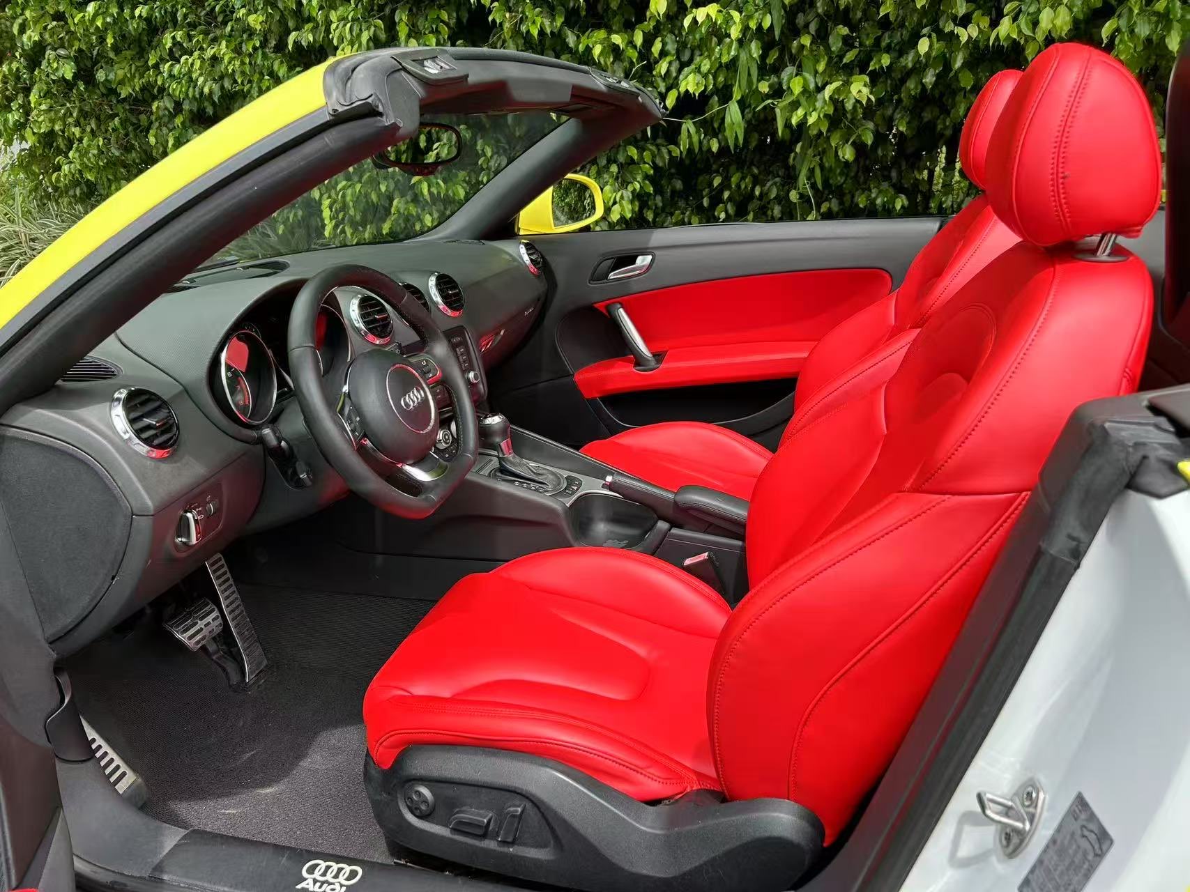 Audi TTS 2012 #8 Audi TTS 2012 car image #8