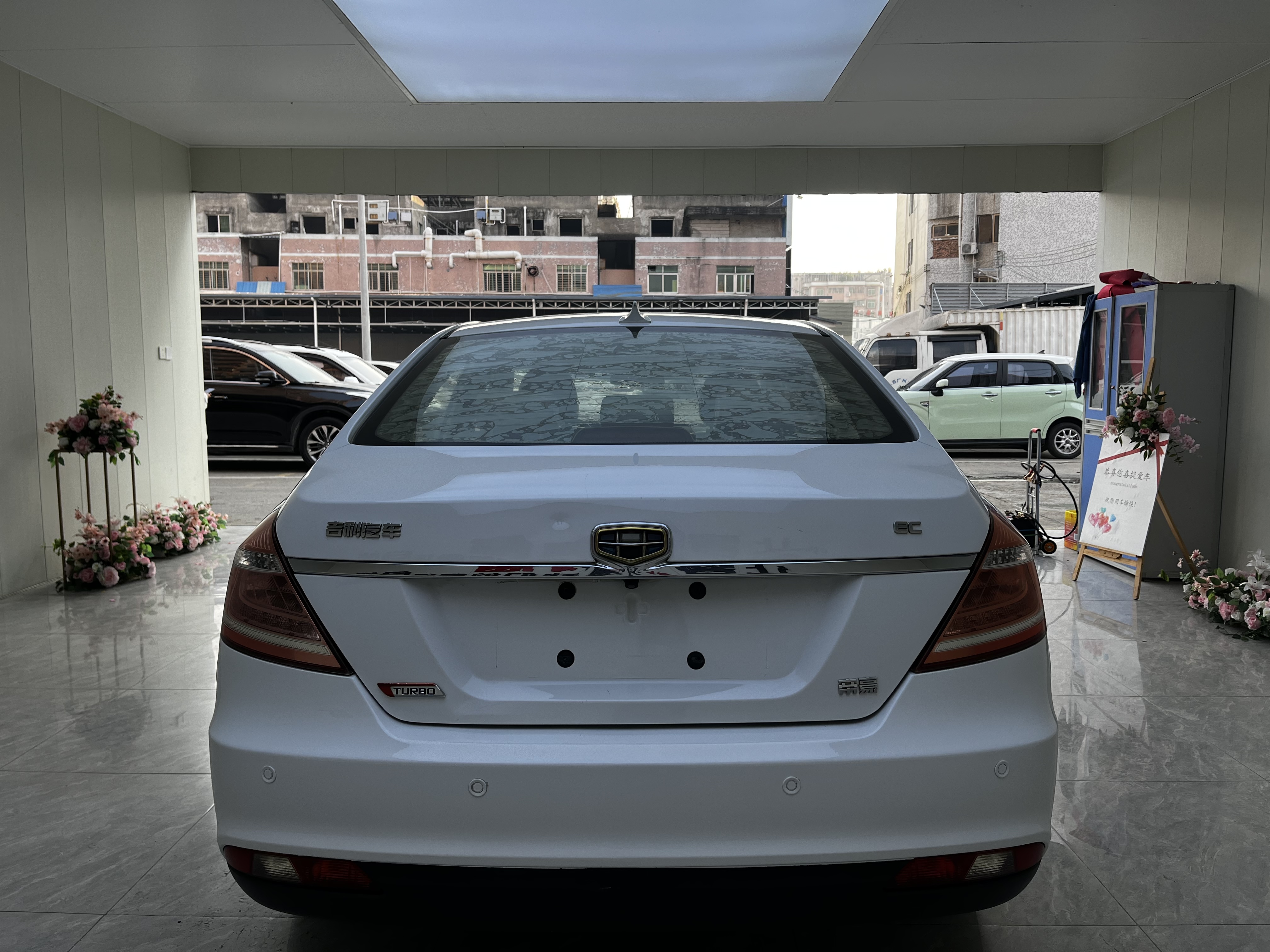GEELY Emgrand 2014 #8 GEELY Emgrand 2014 car image #8