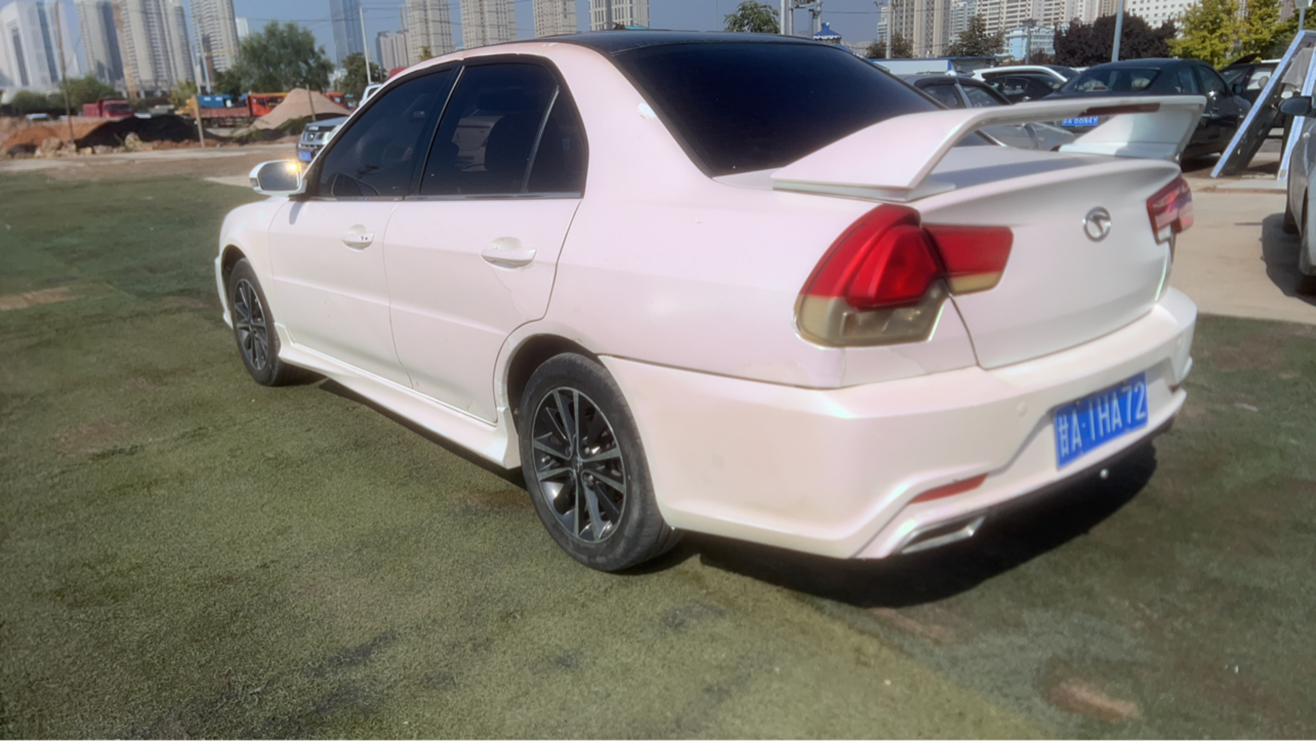 Soueast V3 Lingyue 2014 car image #8