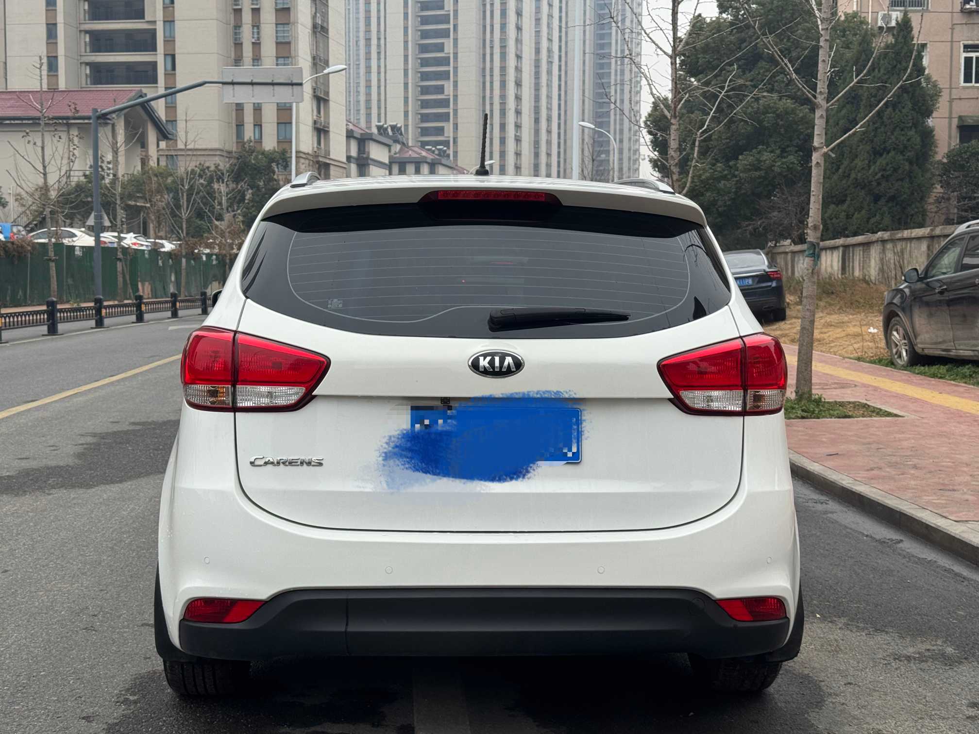 起亚 佳乐 2015 汽车图片 #8