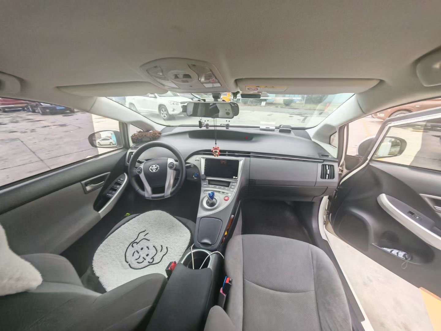 Toyota Prius 2013 car image #8