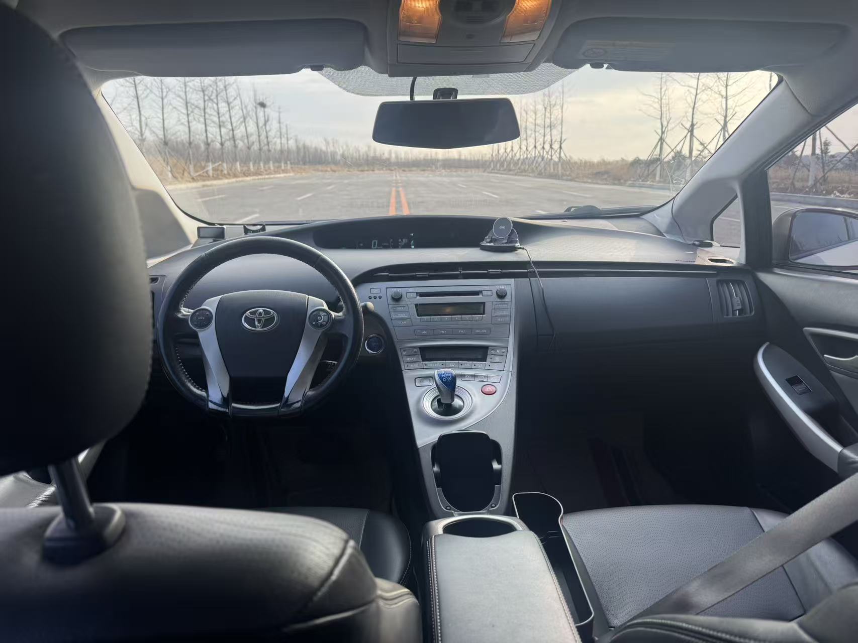 Toyota Prius 2012 immagine di auto #8