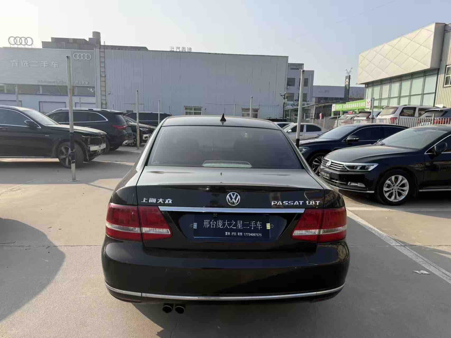 Volkswagen Passat Lingyu 2010 immagine di auto #8