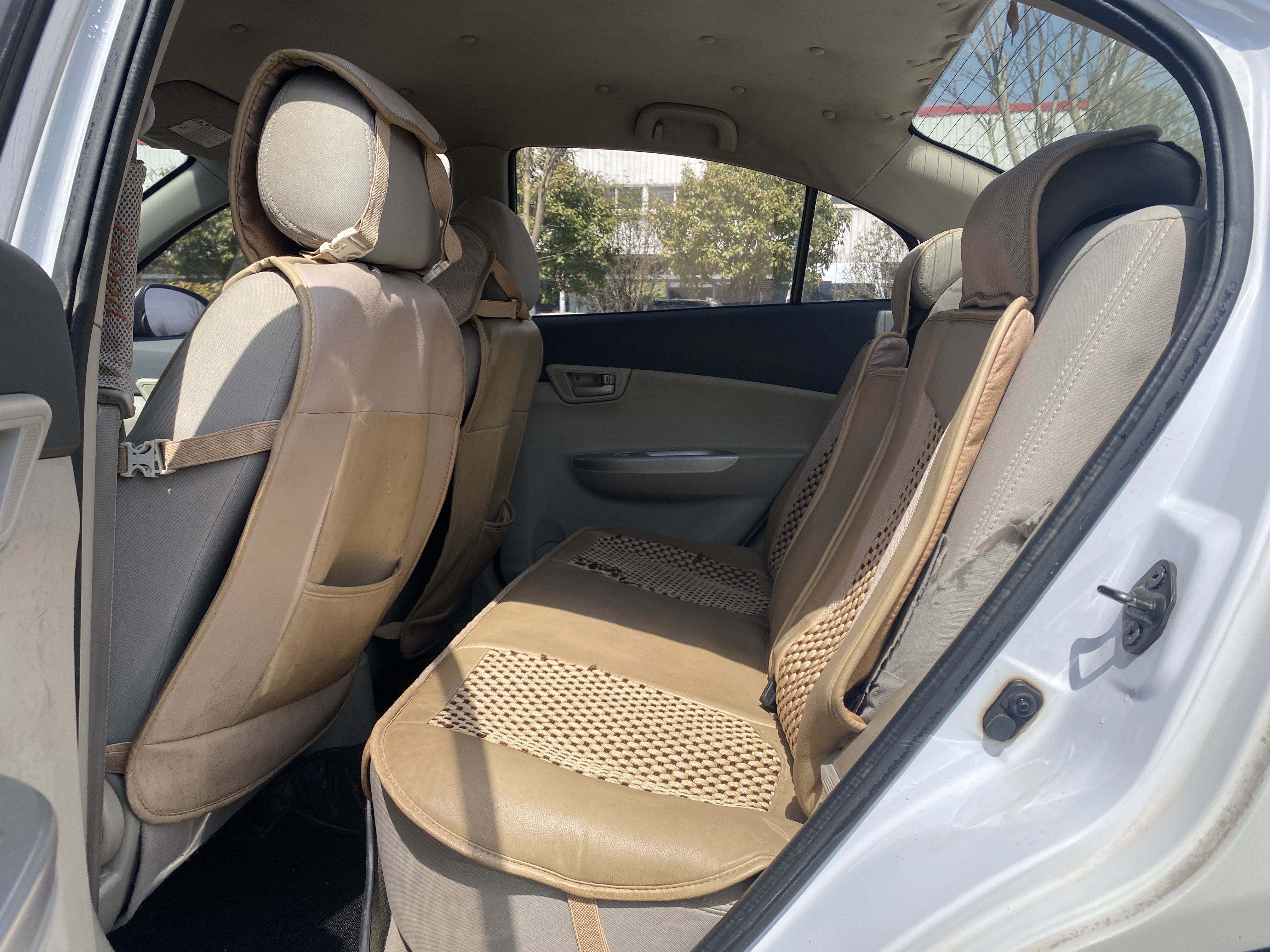 Changan Alsvin V5 2014 imagen de coche #8